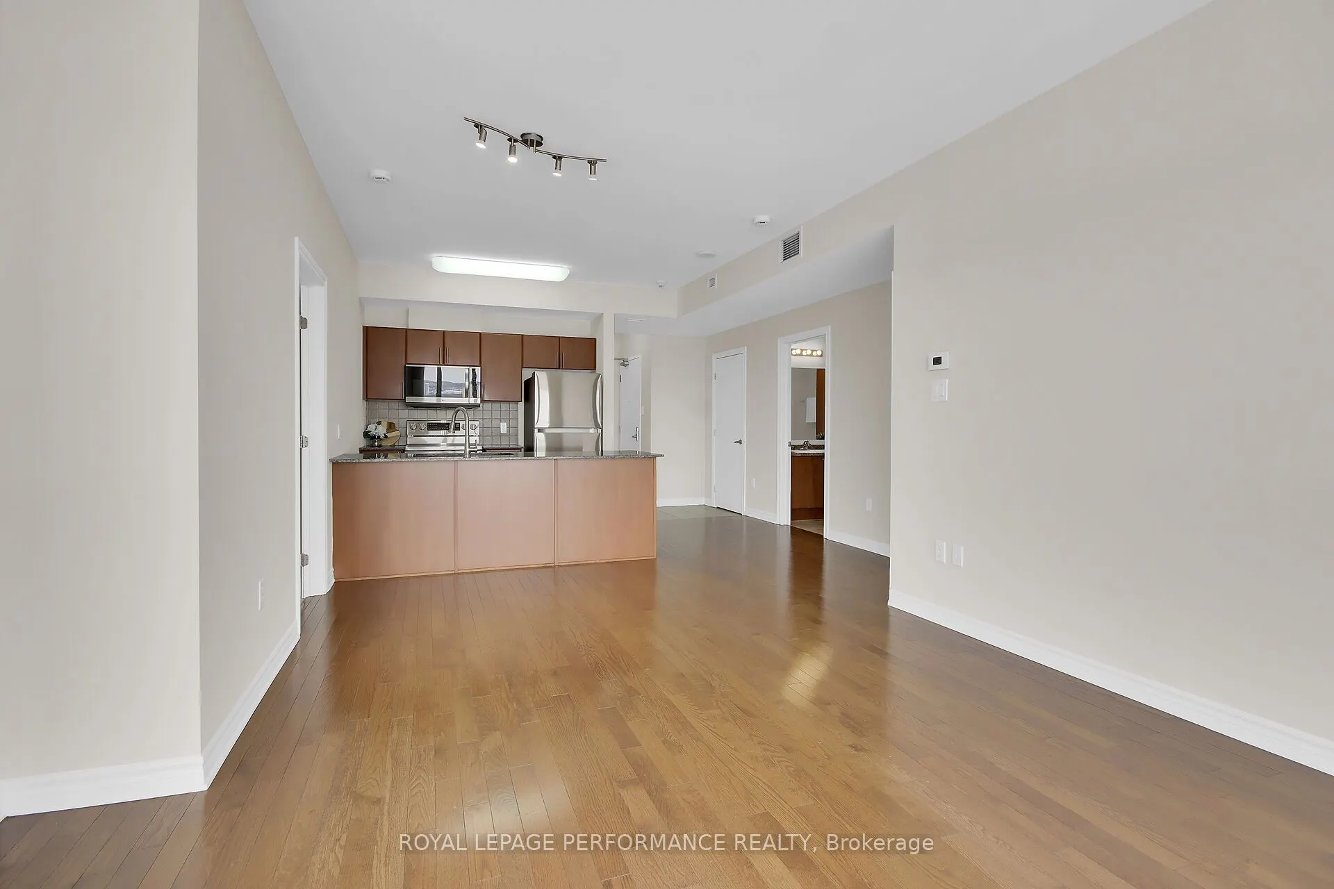 70 Landry Street, #1807
