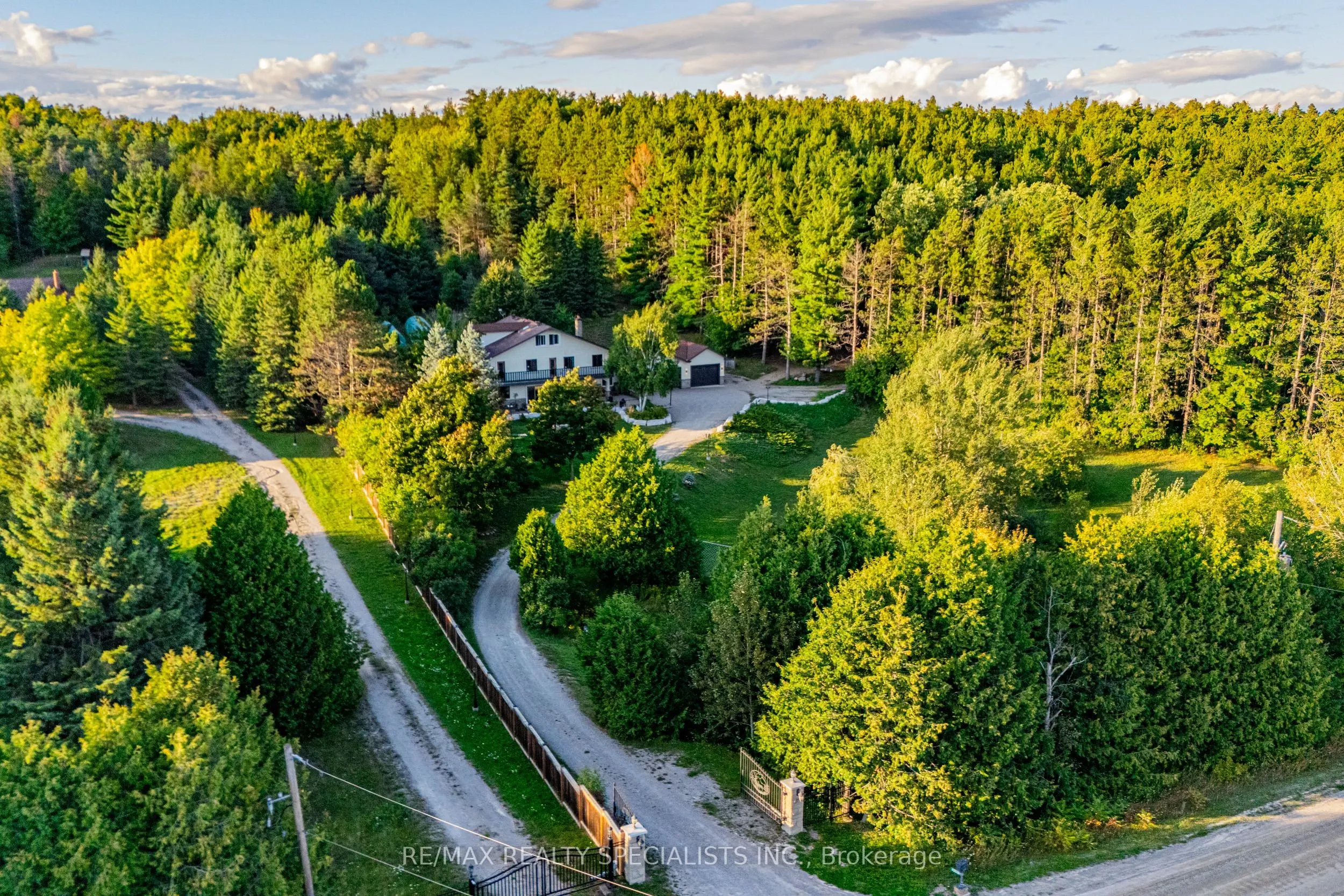 428239 25th Side Road