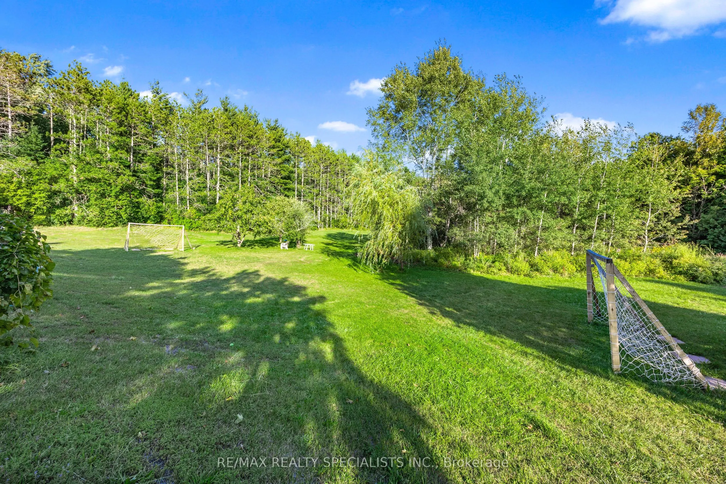 428239 25th Side Road