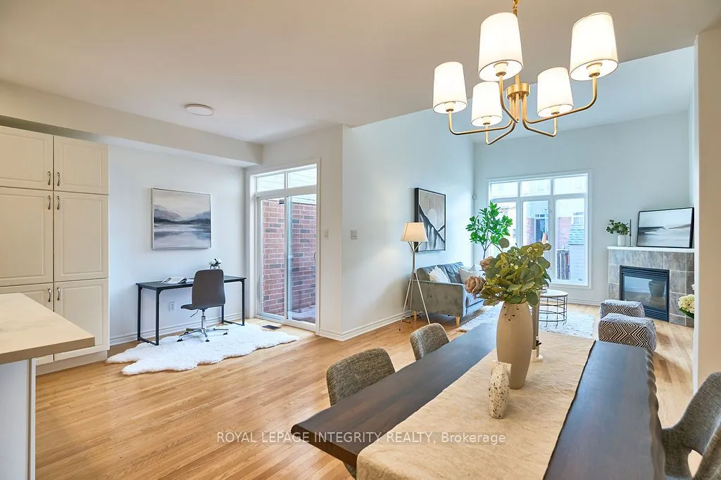221 Badgeley Avenue