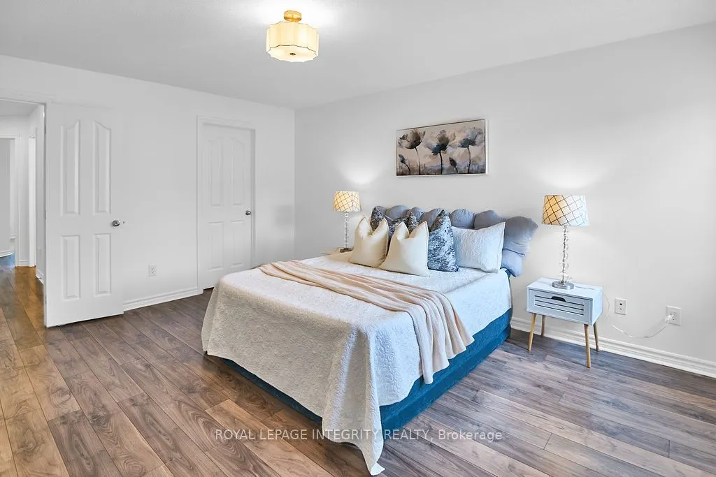 221 Badgeley Avenue