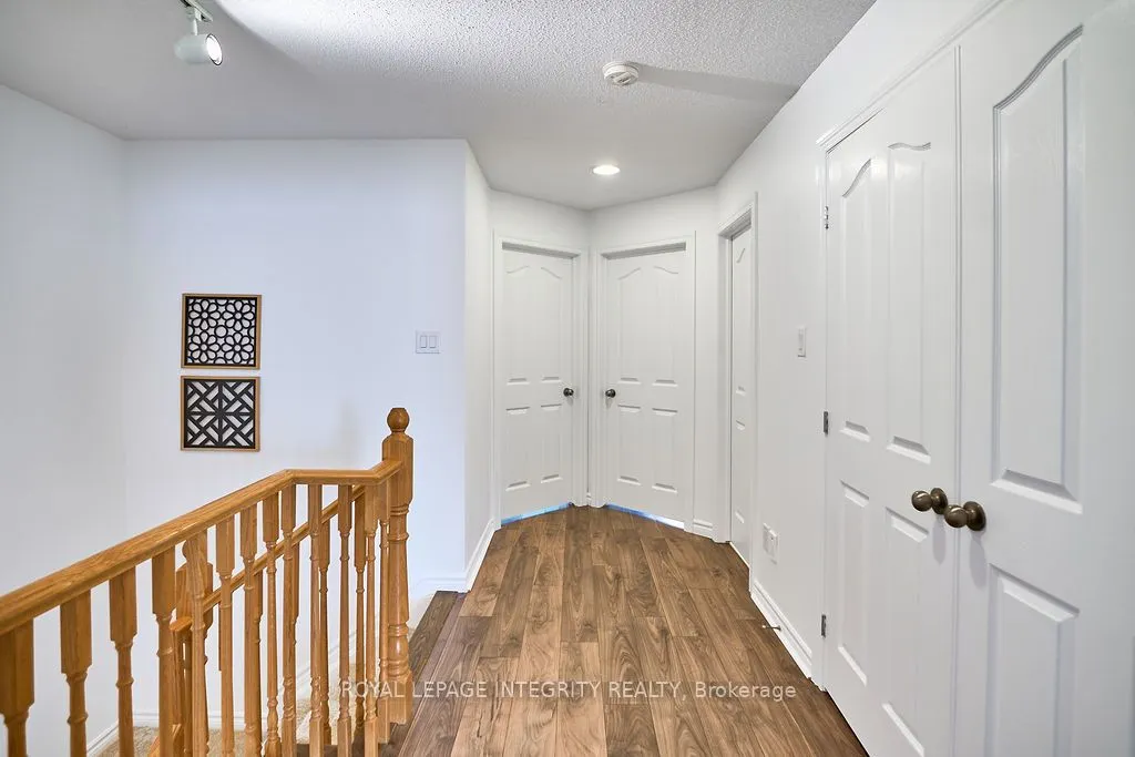 221 Badgeley Avenue