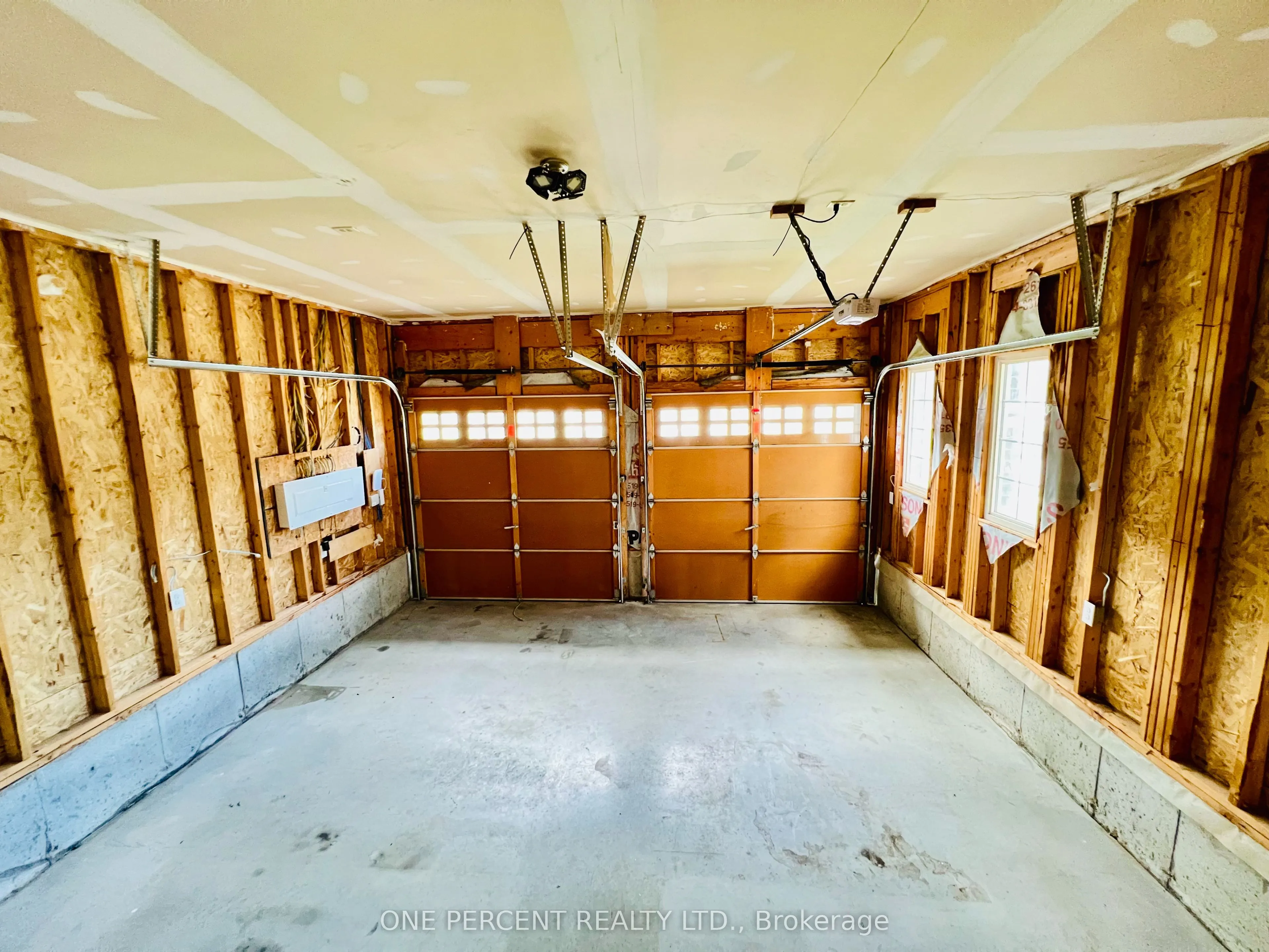 415 Krotz Street W