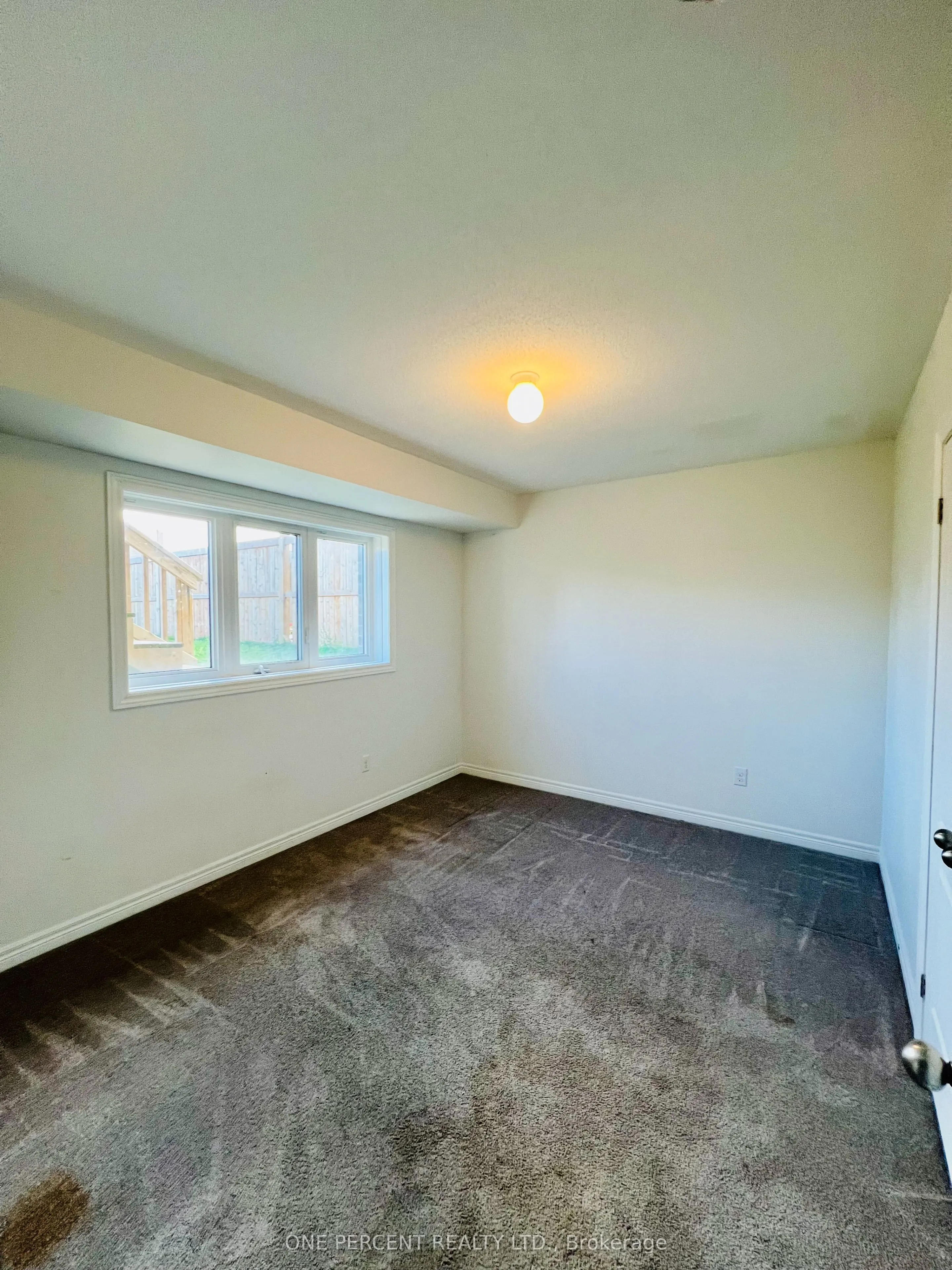 415 Krotz Street W