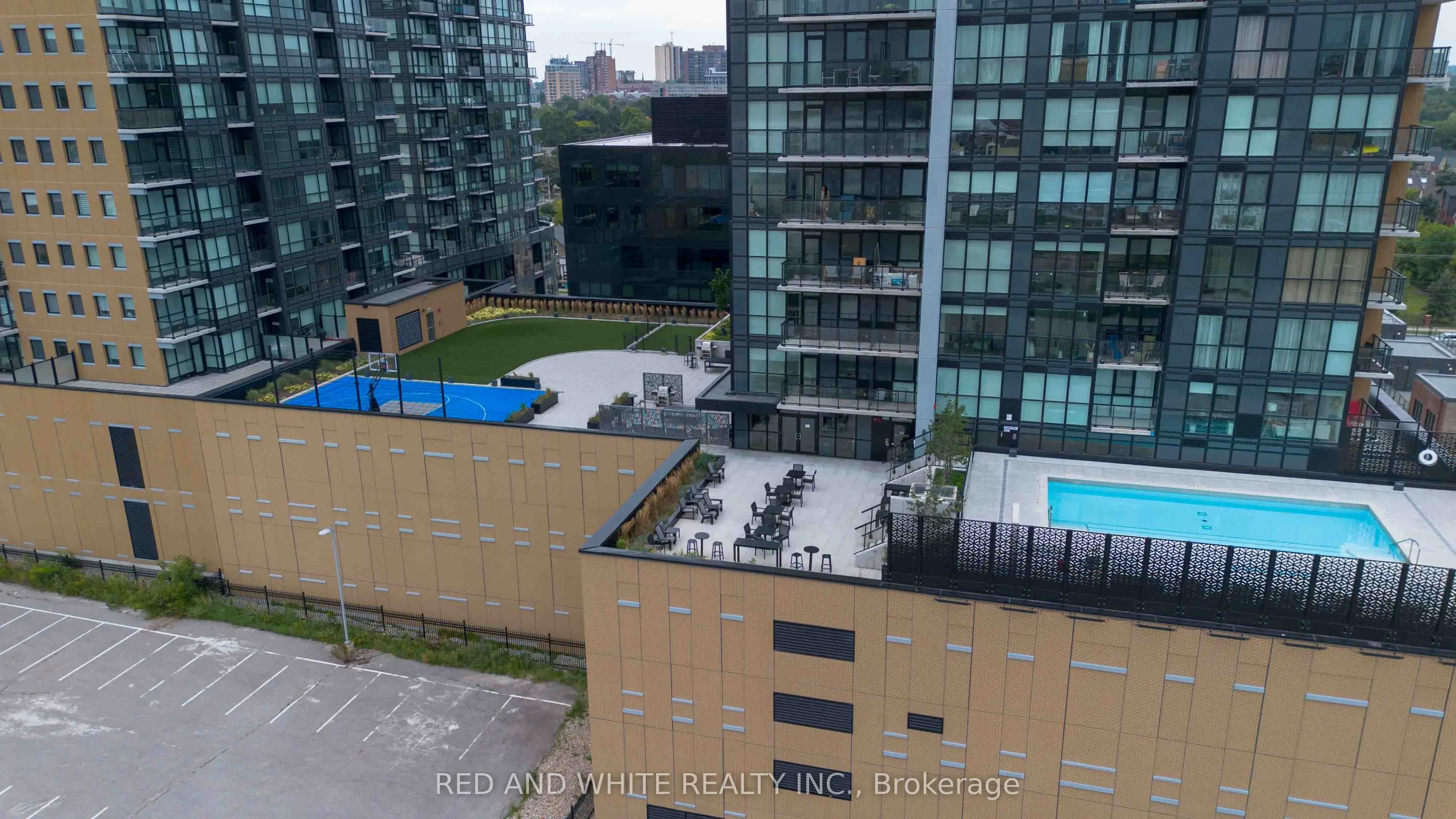 108 Garment Street, #605