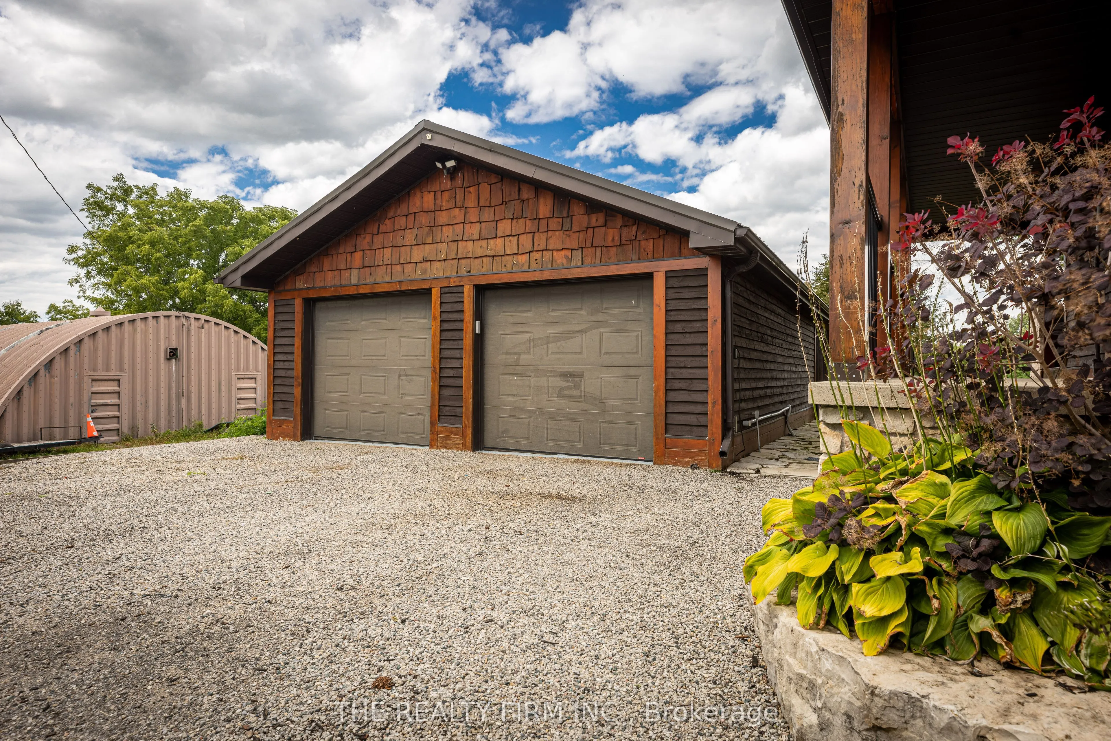 46676 Mapleton Line