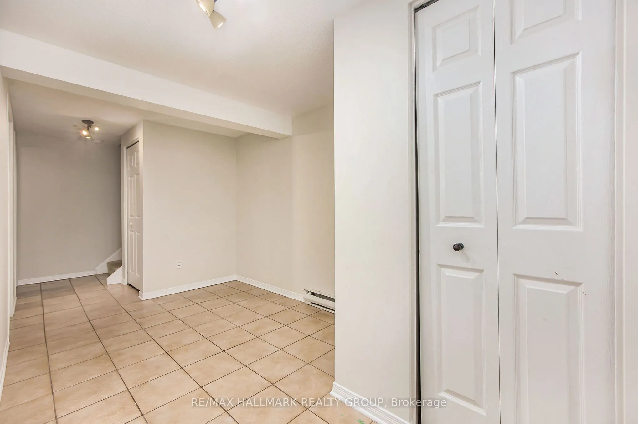 120 Royalton Private