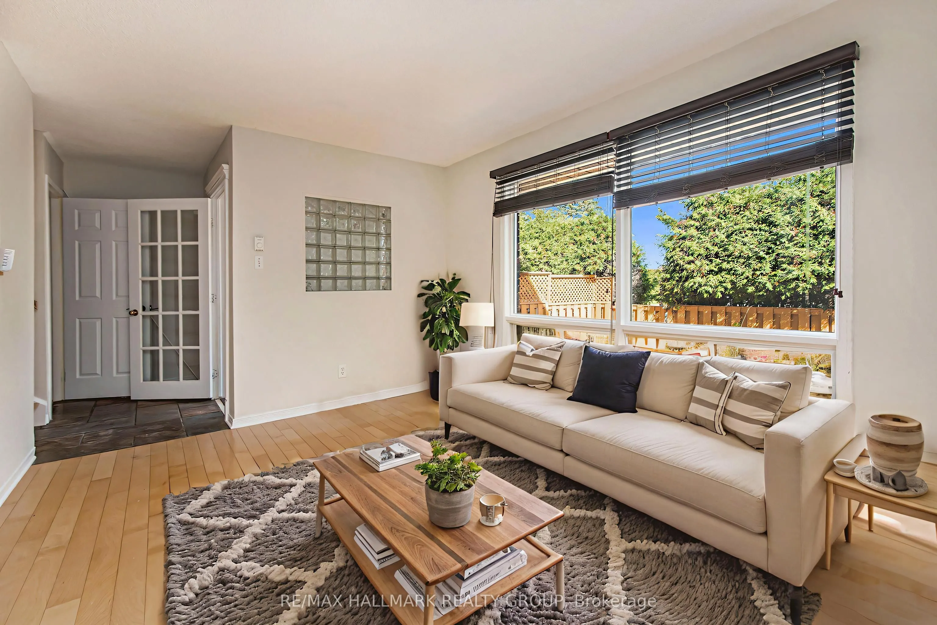 120 Royalton Private