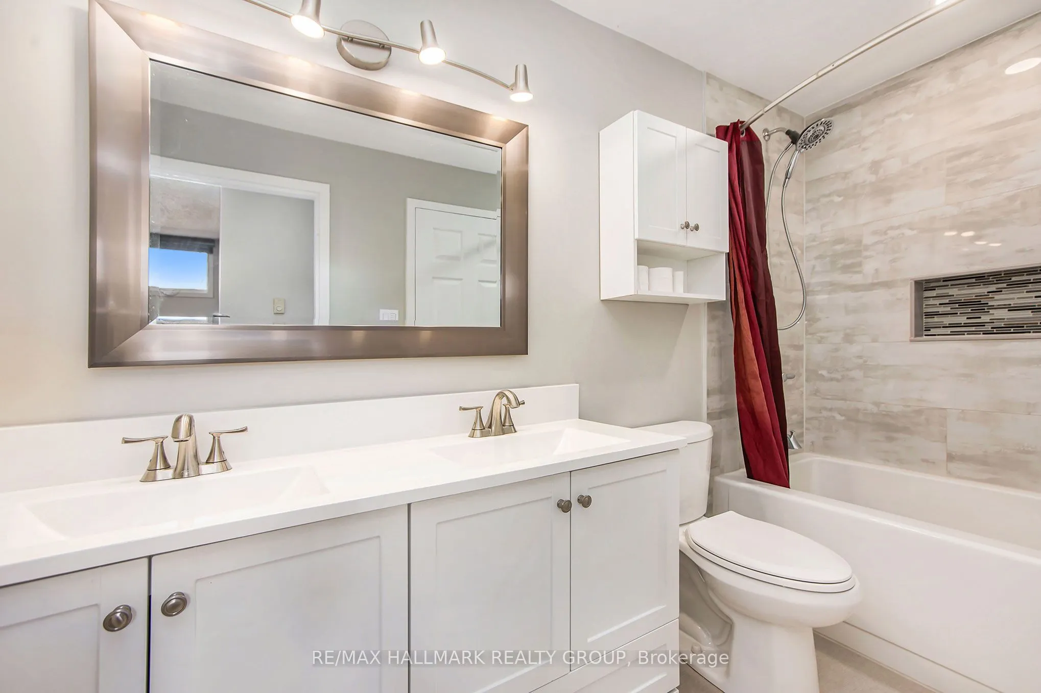 120 Royalton Private