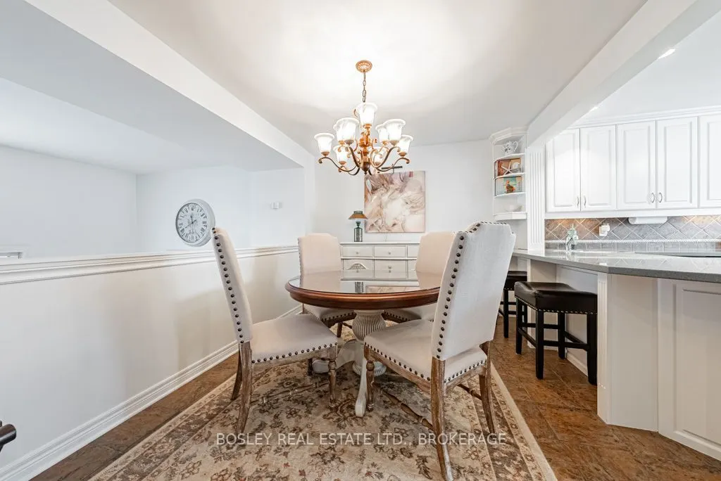 13 Lakeside Drive, #33
