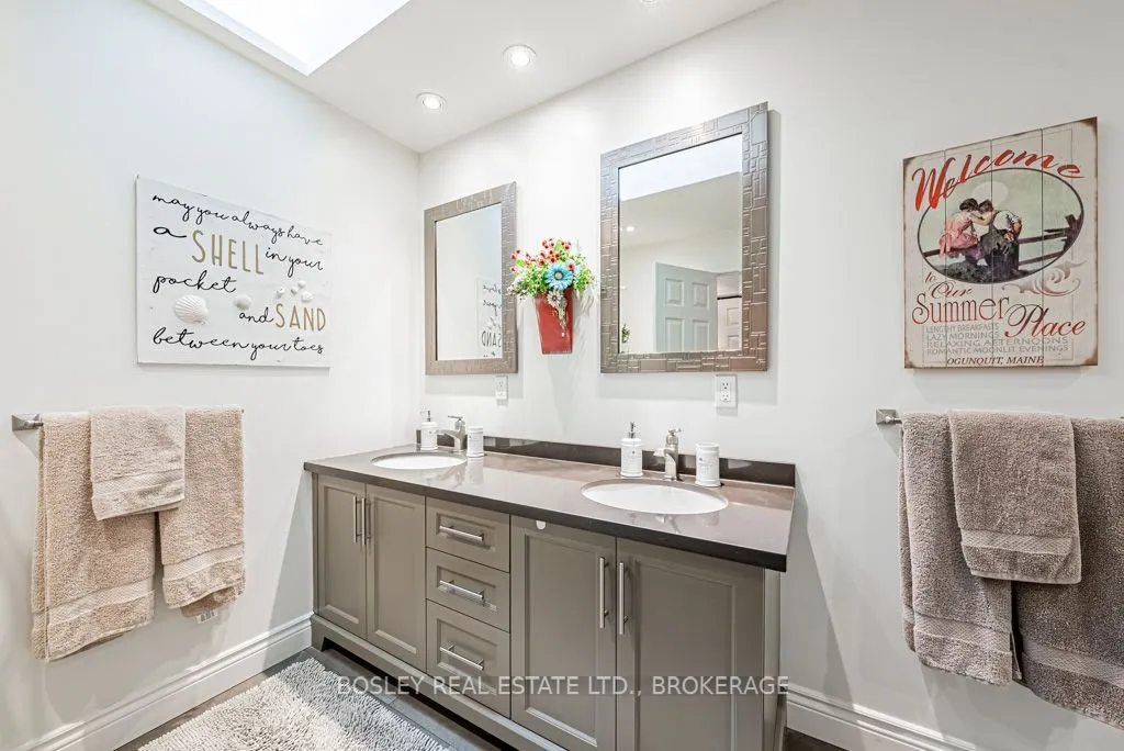 13 Lakeside Drive, #33