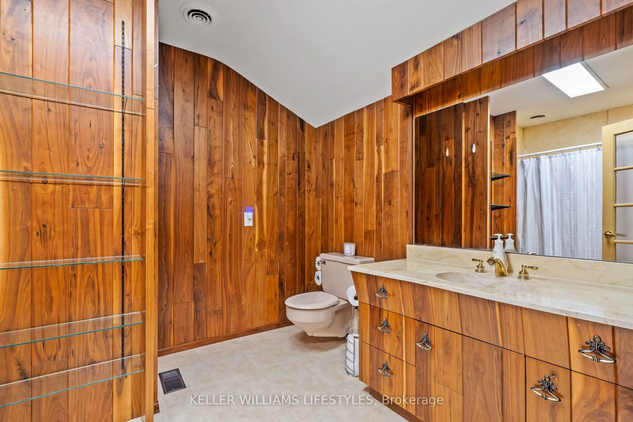 479 HUNTINGDON Drive