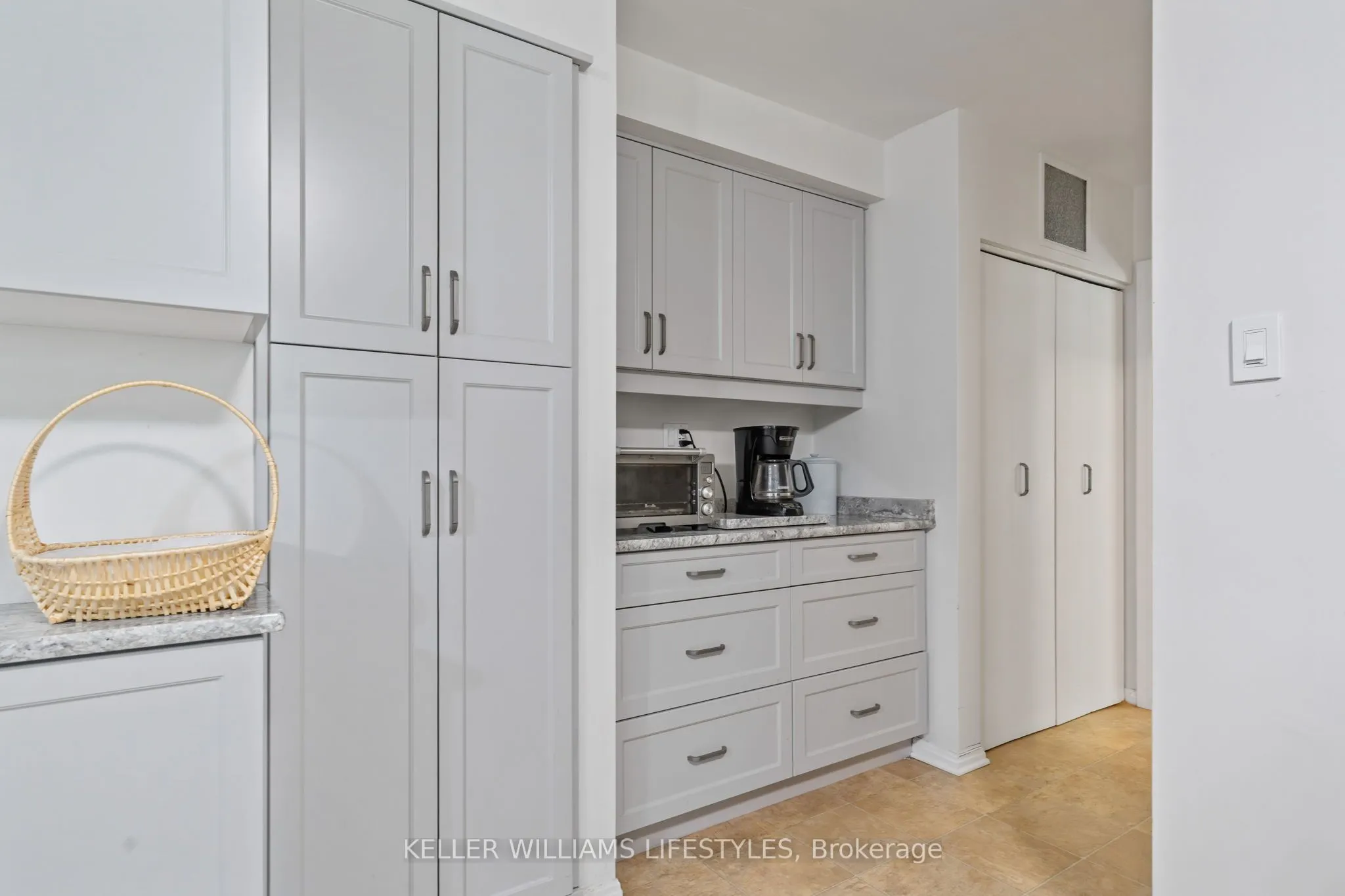 479 HUNTINGDON Drive