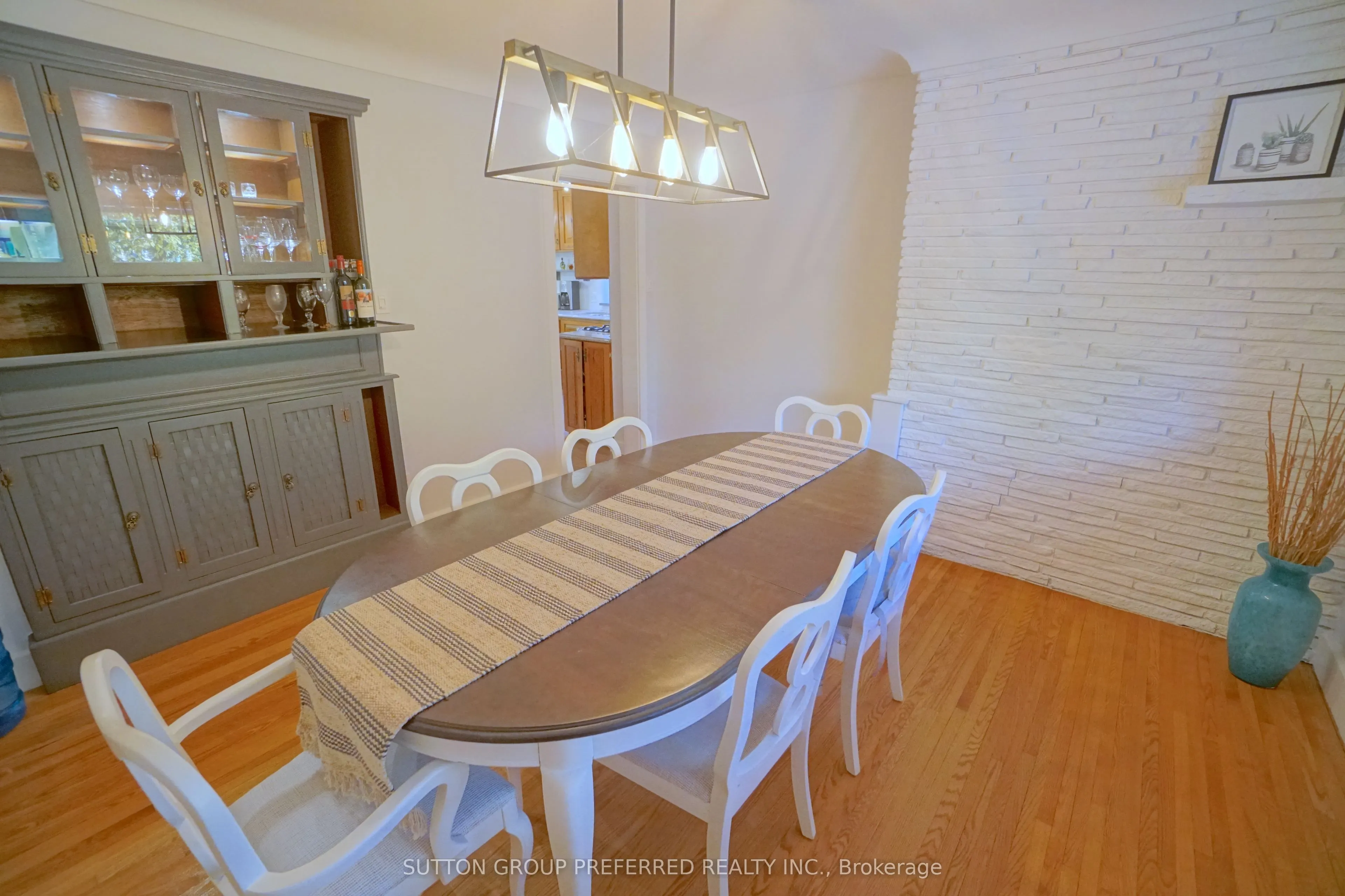 7 Metamora Crescent