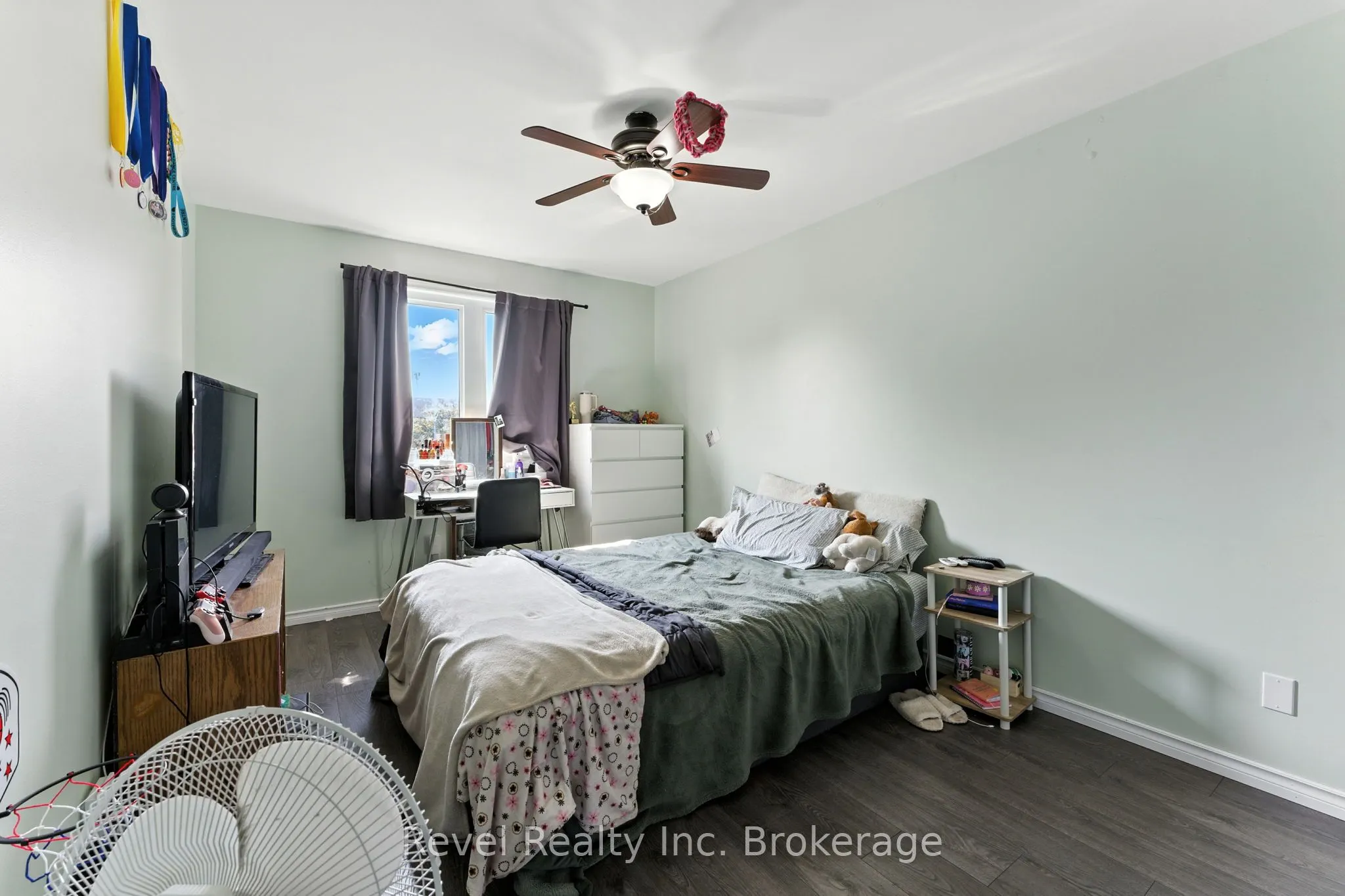 1 Conestoga Road