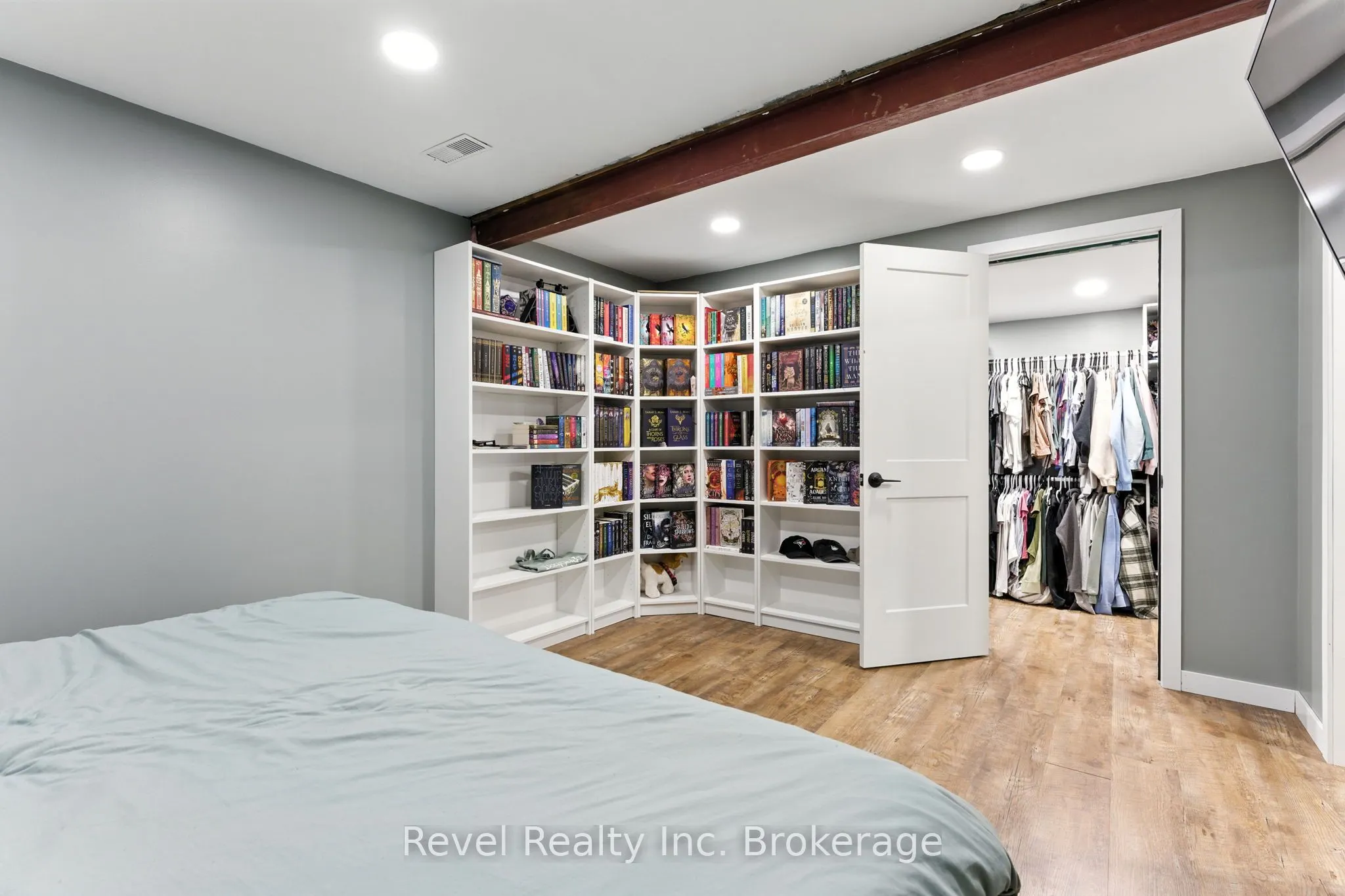 1 Conestoga Road