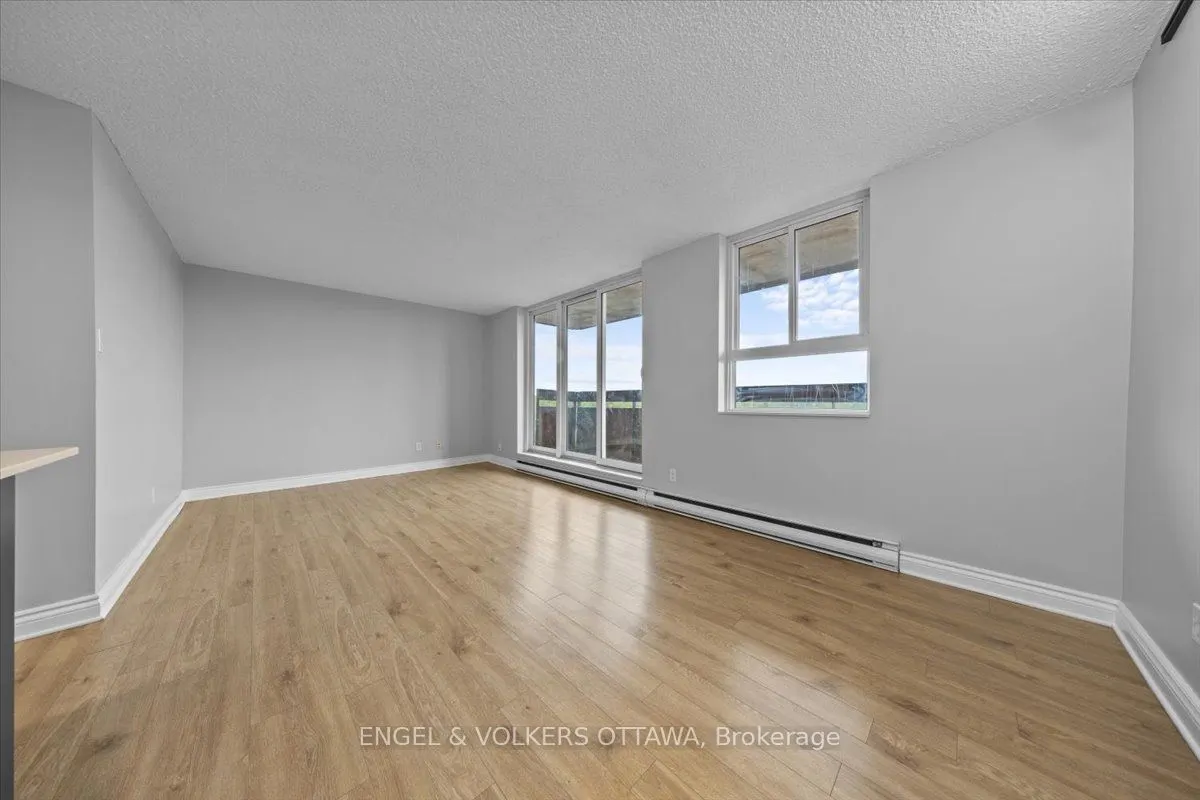 2020 Jasmine Crescent, #610