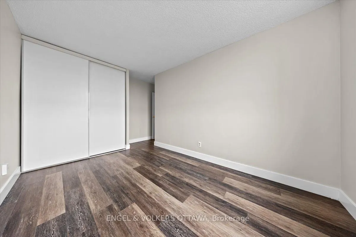 2020 Jasmine Crescent, #610