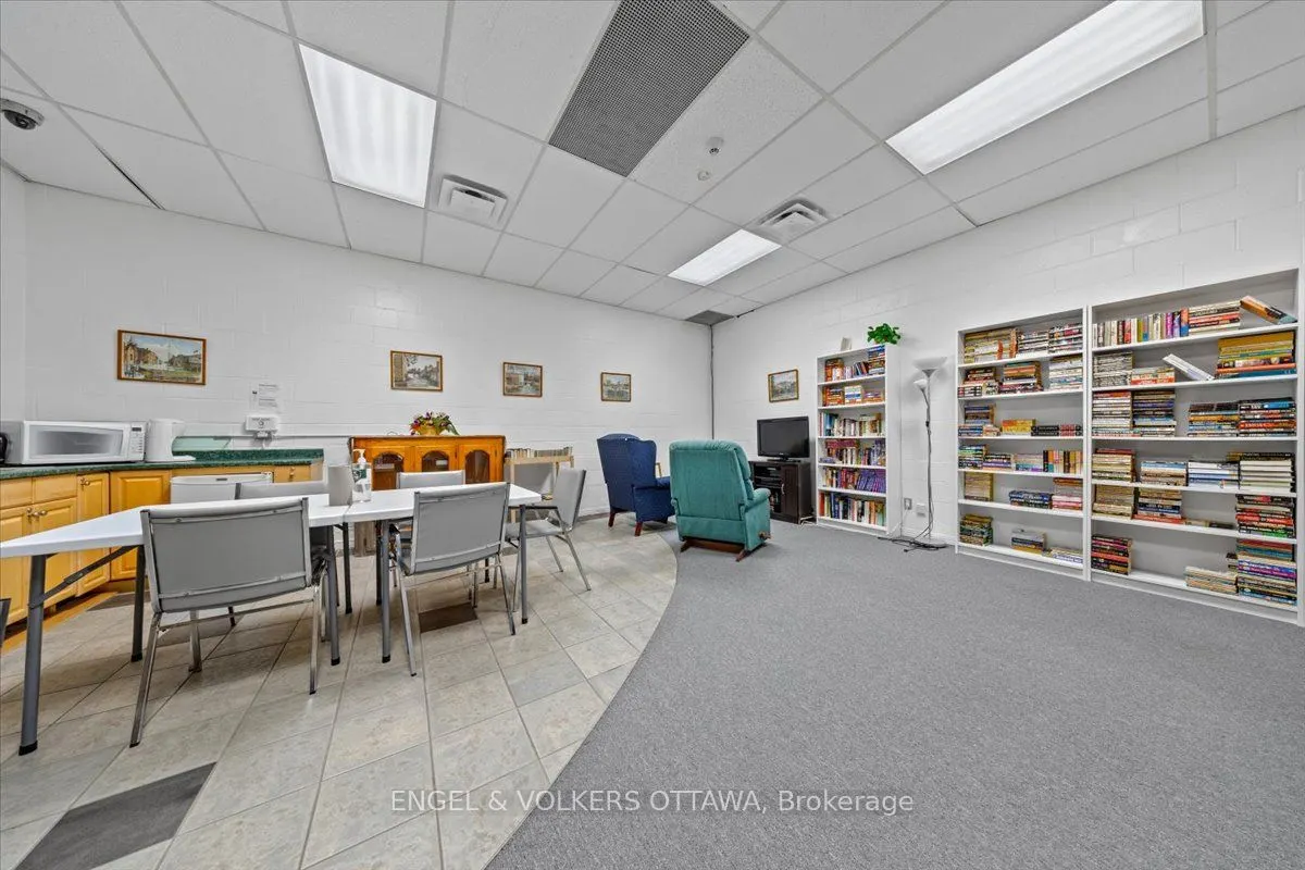 2020 Jasmine Crescent, #610