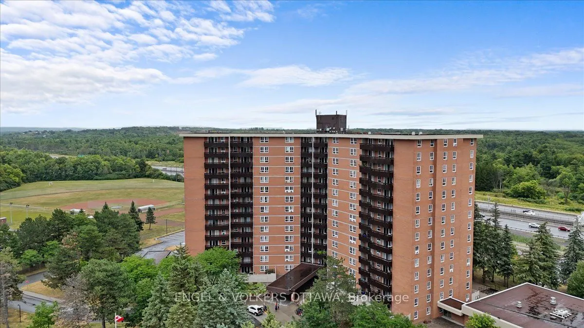 2020 Jasmine Crescent, #610
