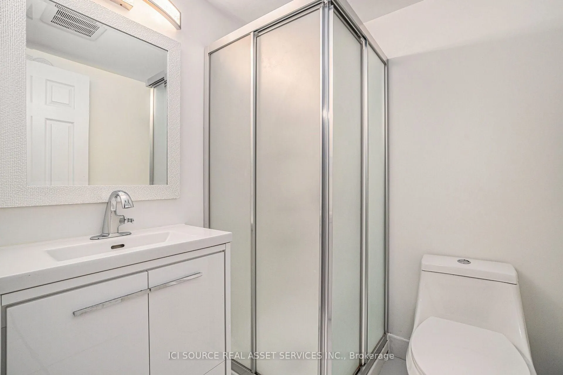 17 Overlake Drive, #B