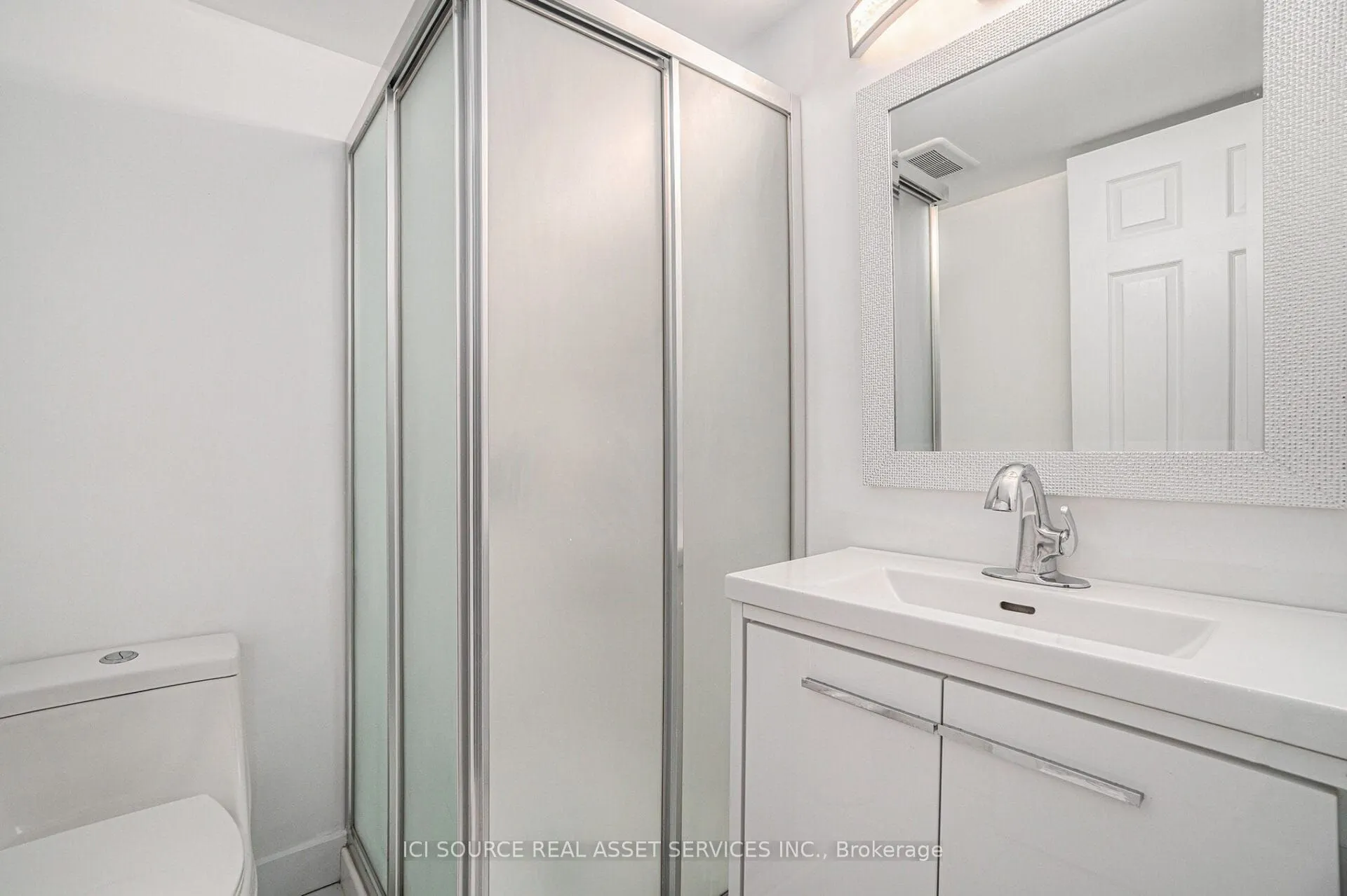 17 Overlake Drive, #B