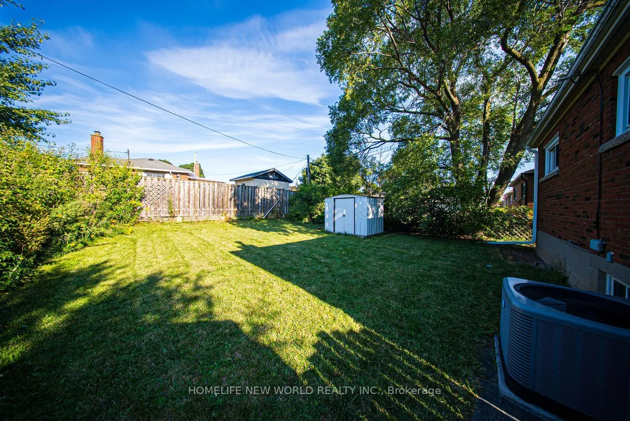 366 East 34th Street