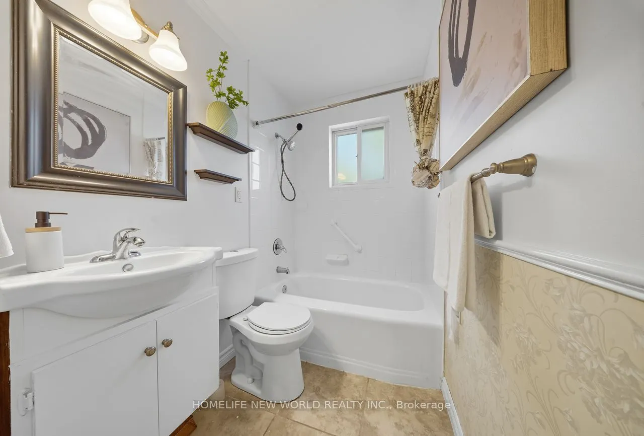 366 East 34th Street