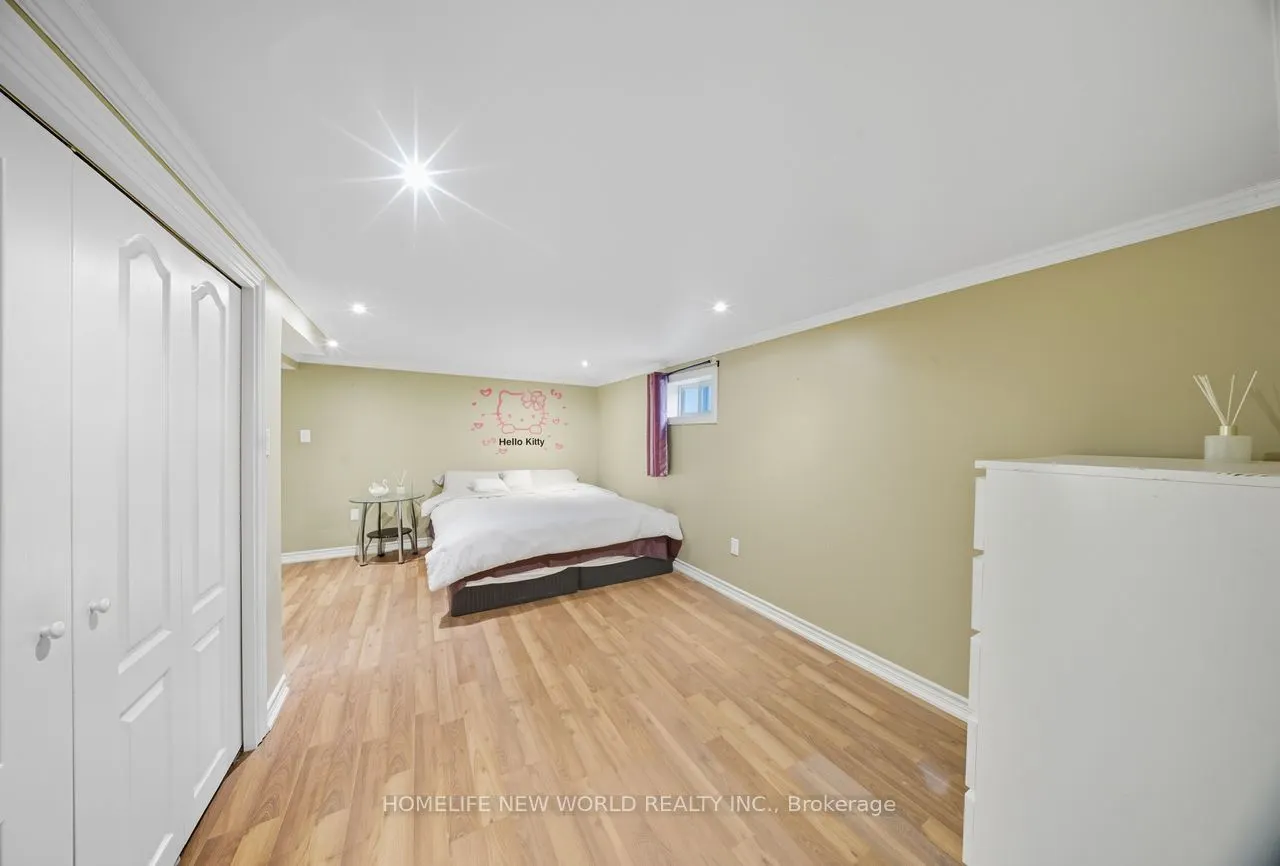 366 East 34th Street