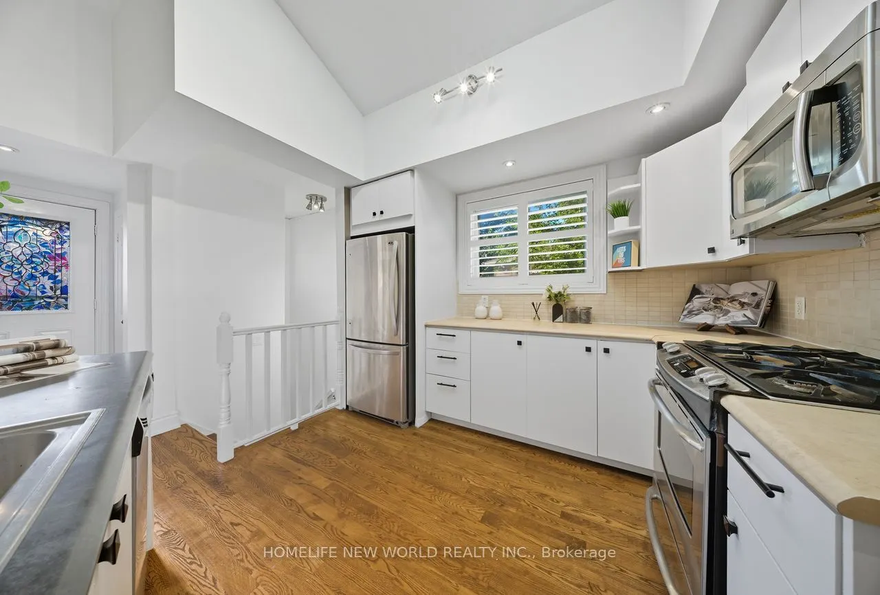 366 East 34th Street
