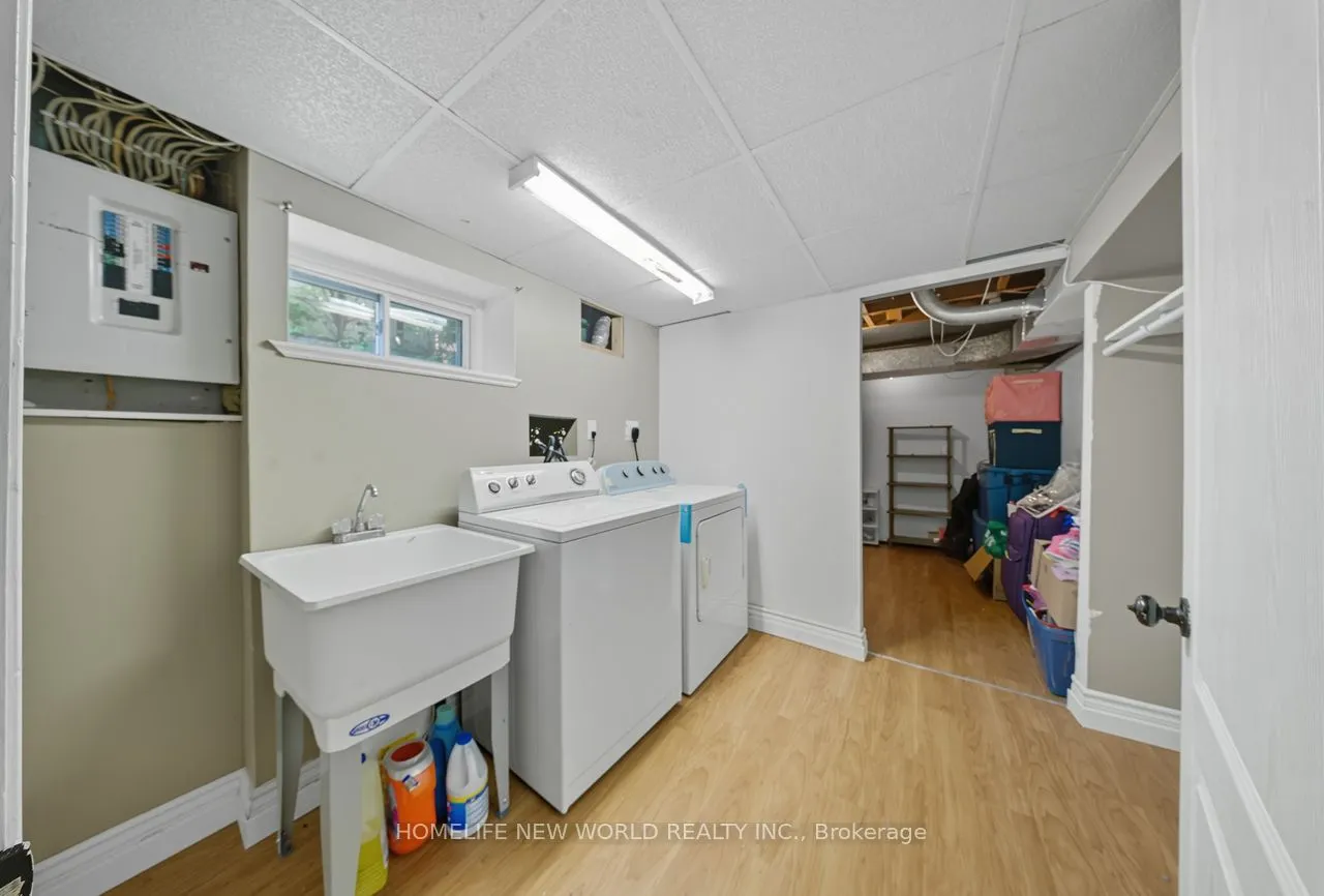 366 East 34th Street