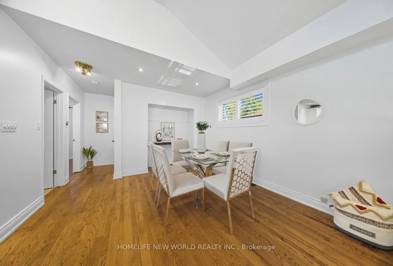 366 East 34th Street