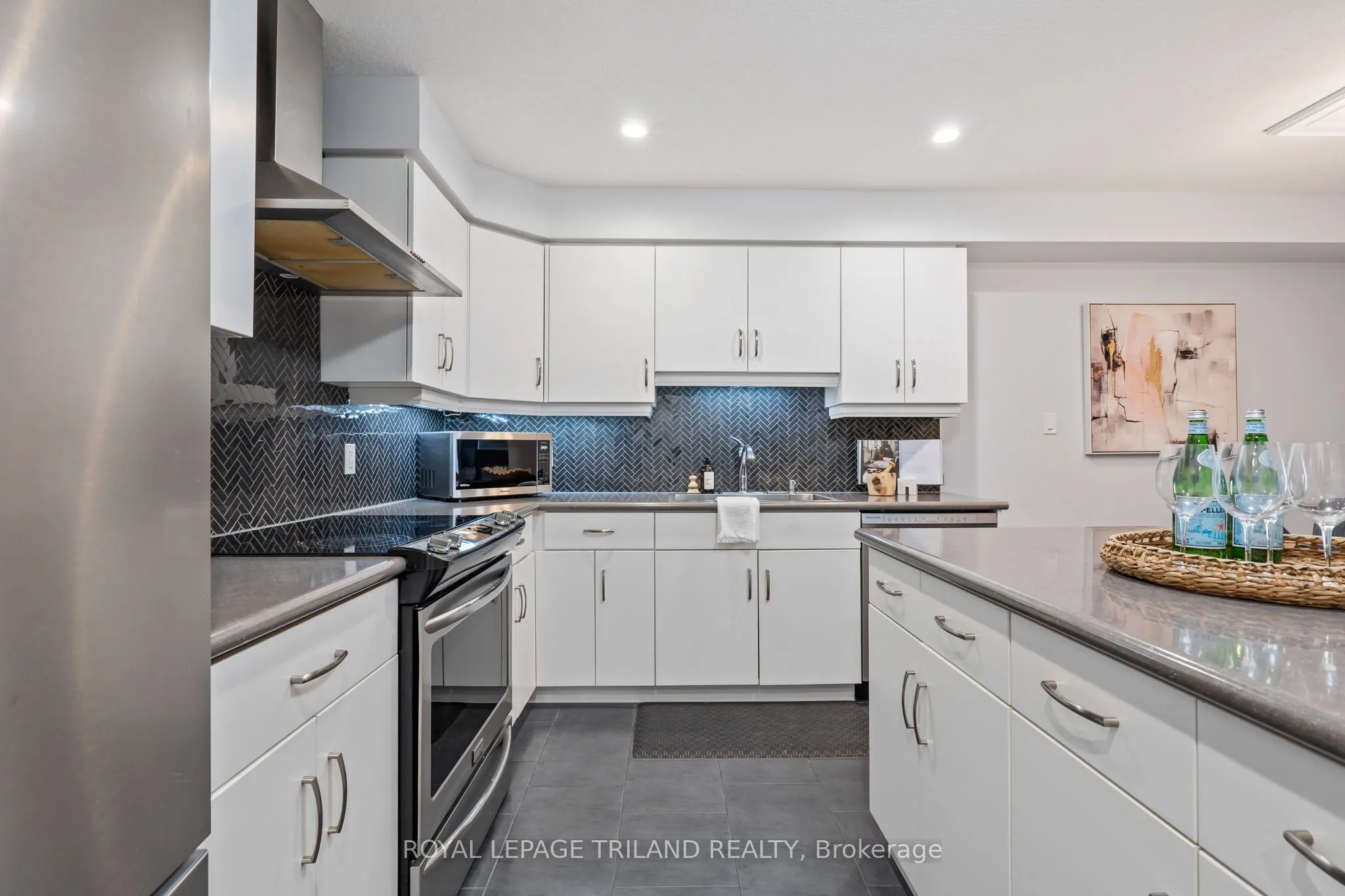 1220 Riverbend Road, #50