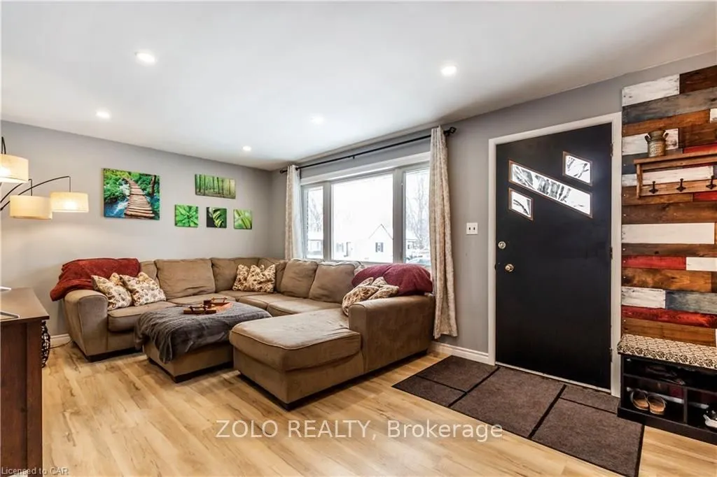 425 Henry Street