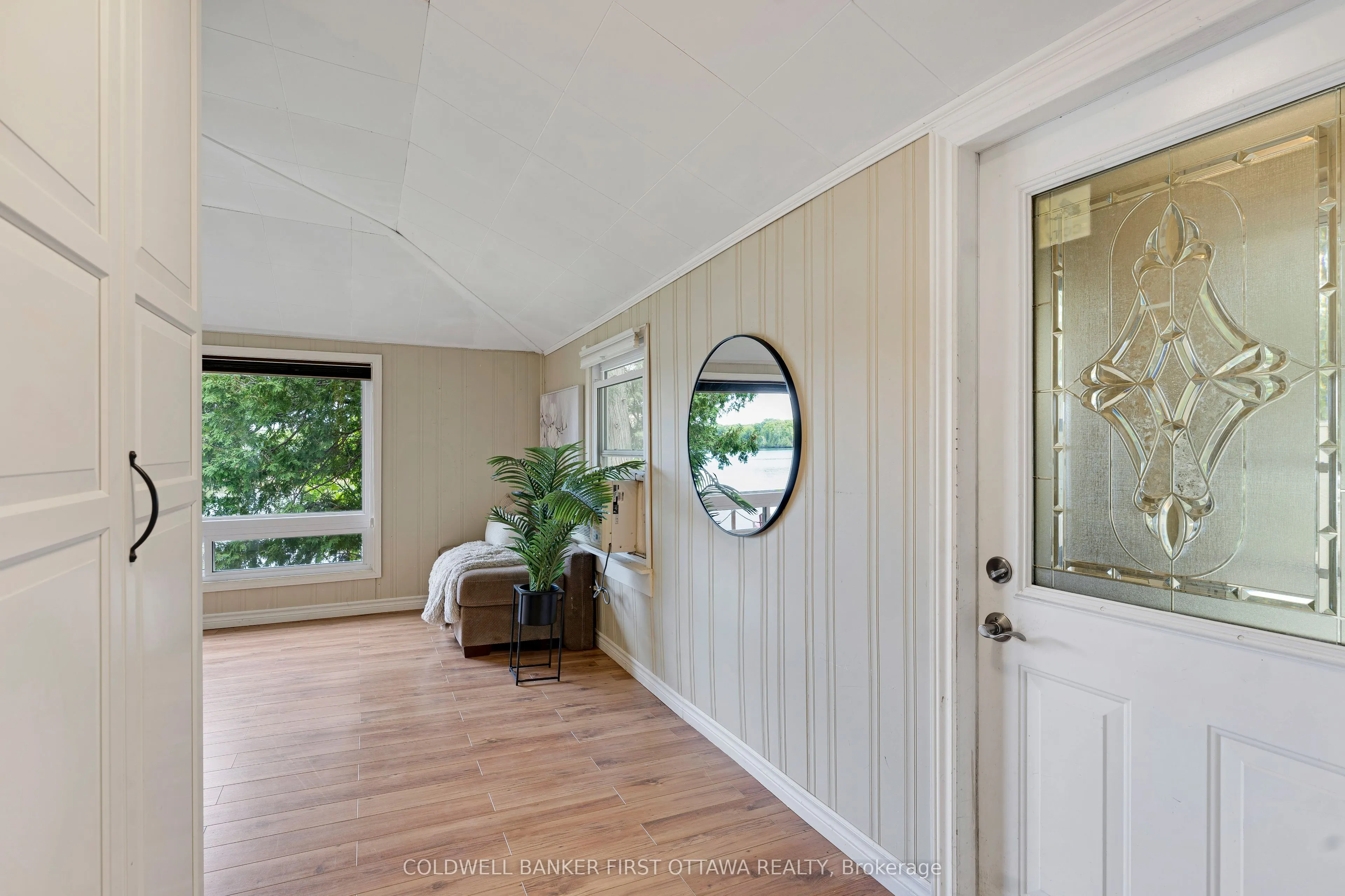 4712 Briton Houghton Bay Road