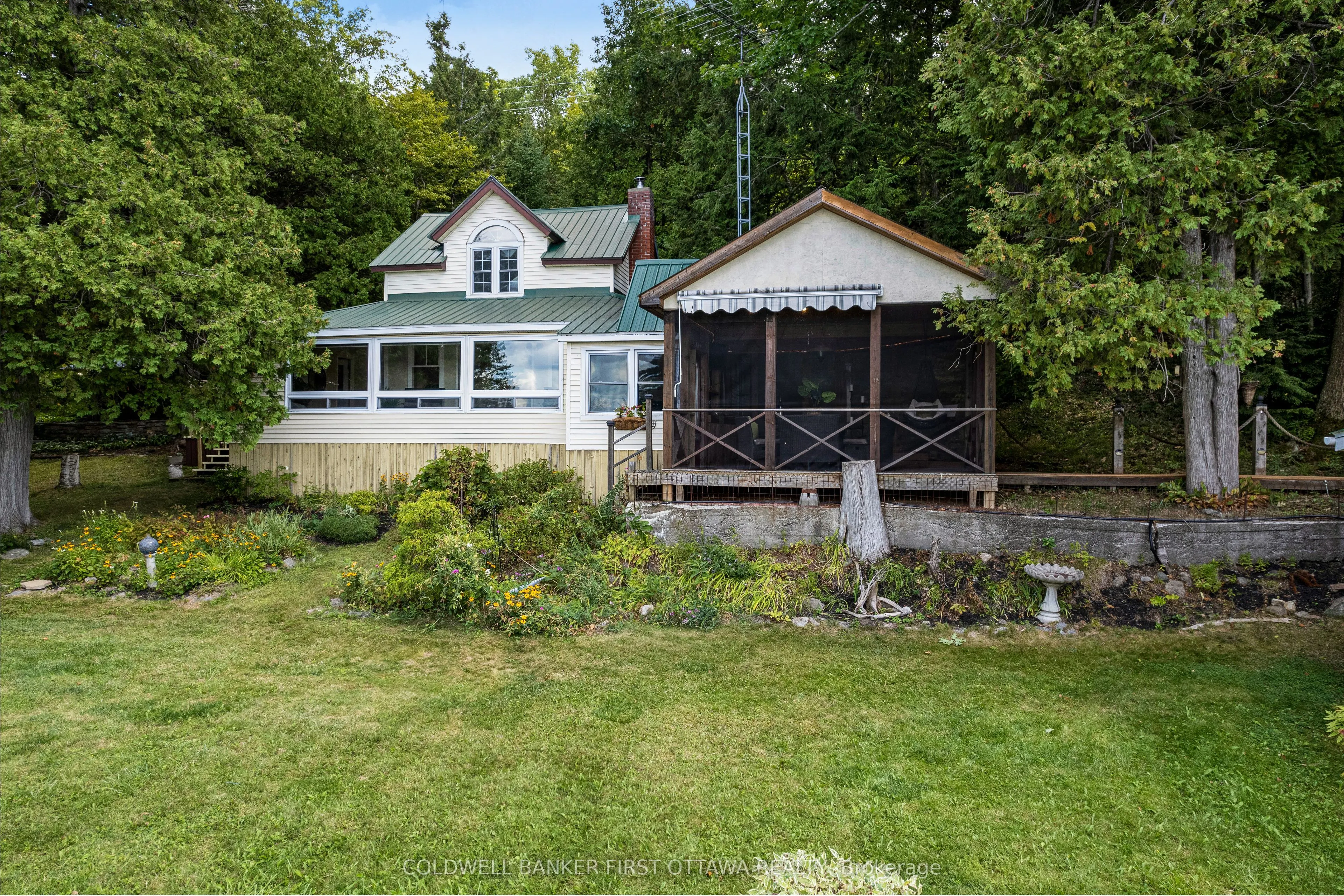 4712 Briton Houghton Bay Road