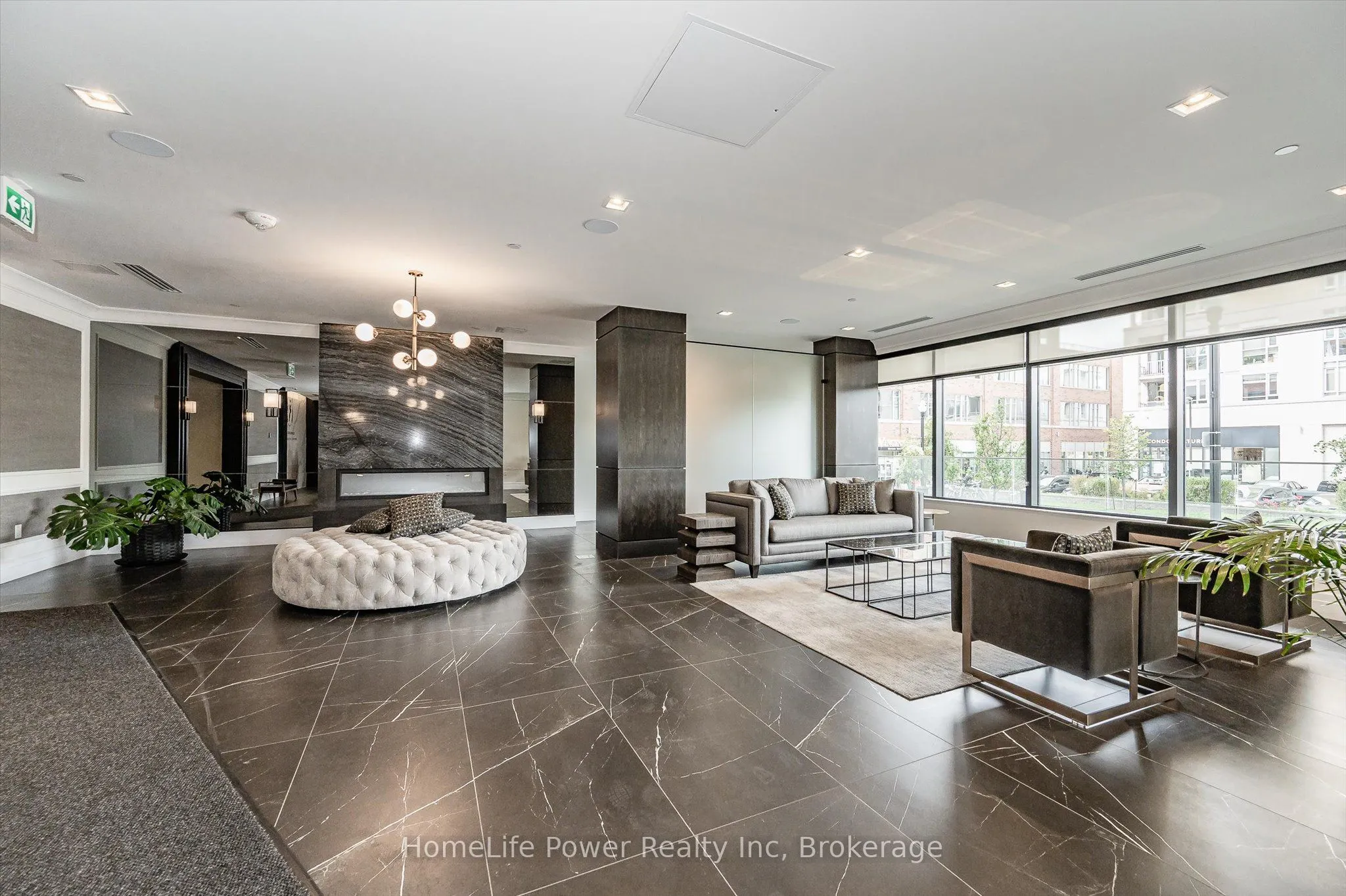 155 Caroline Street S, #603