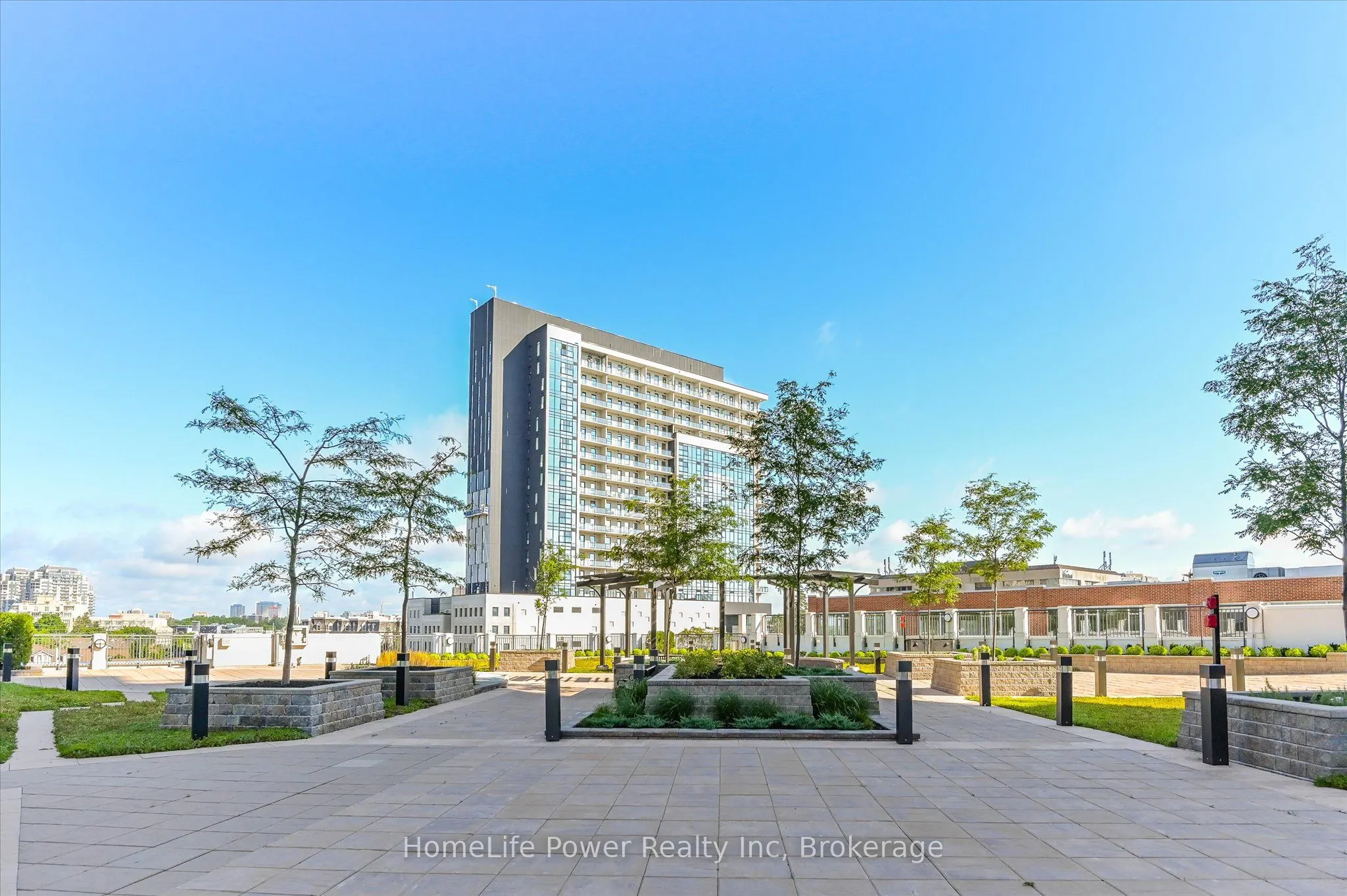 155 Caroline Street S, #603