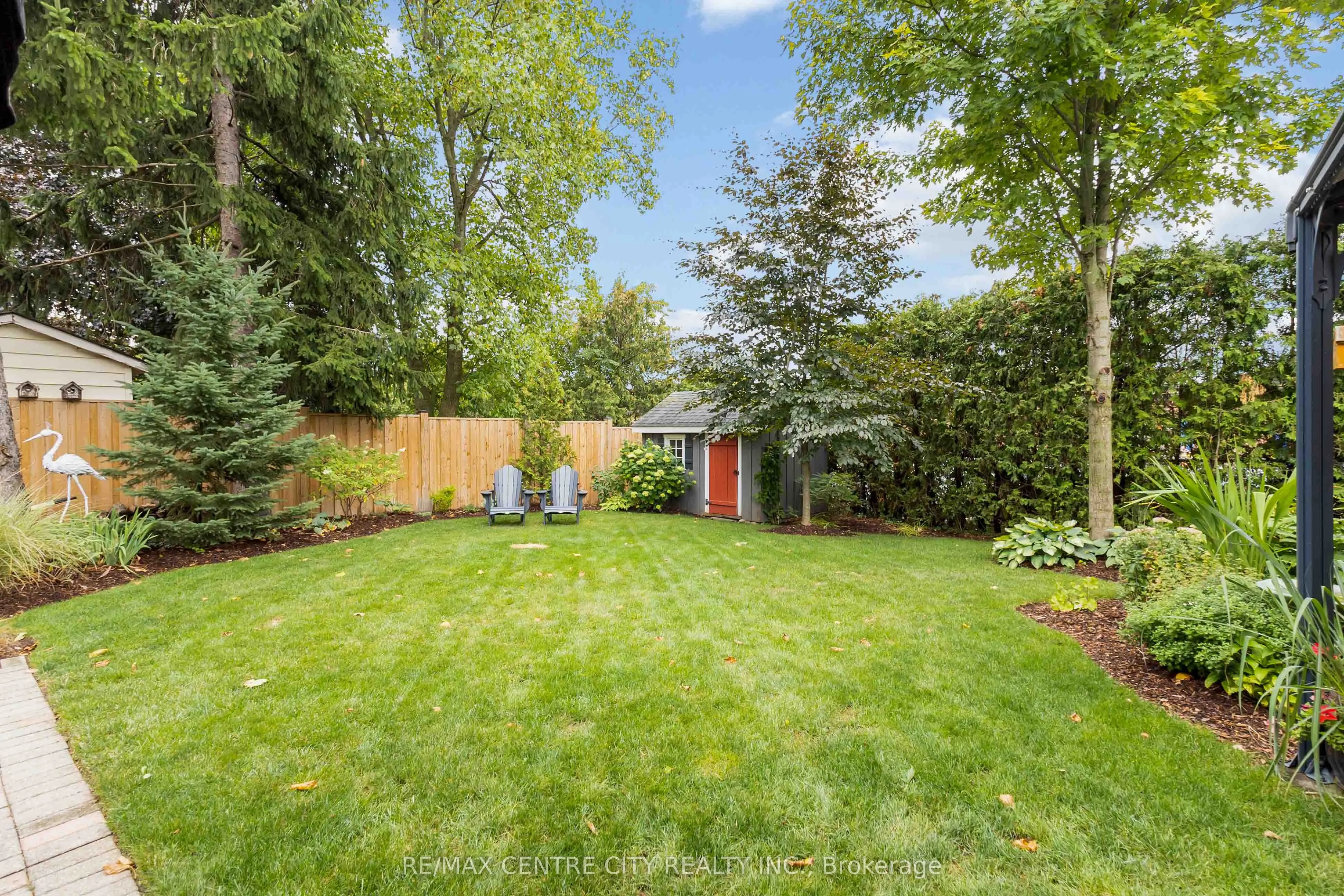 1450 Stoneybrook Crescent