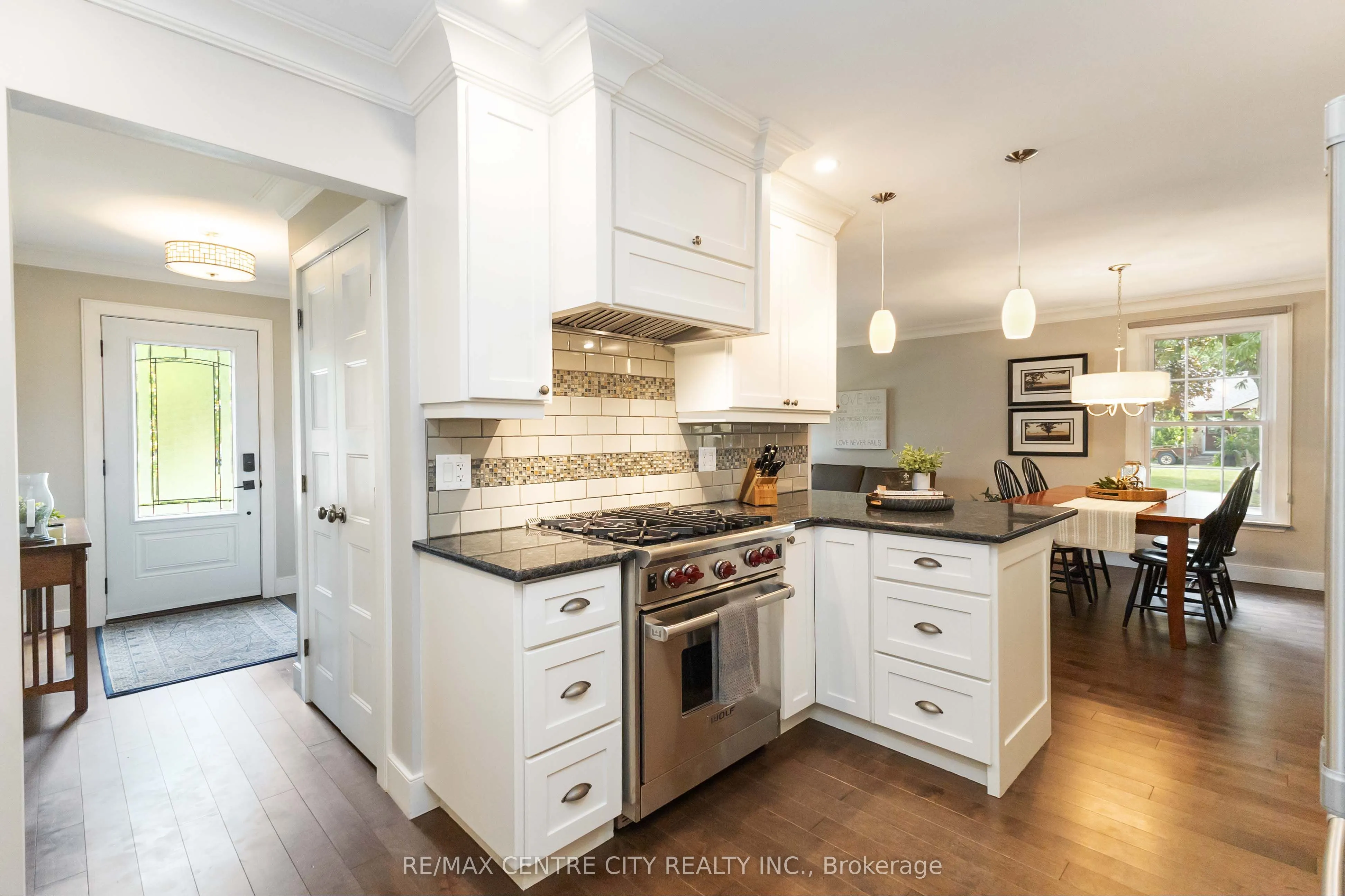 1450 Stoneybrook Crescent