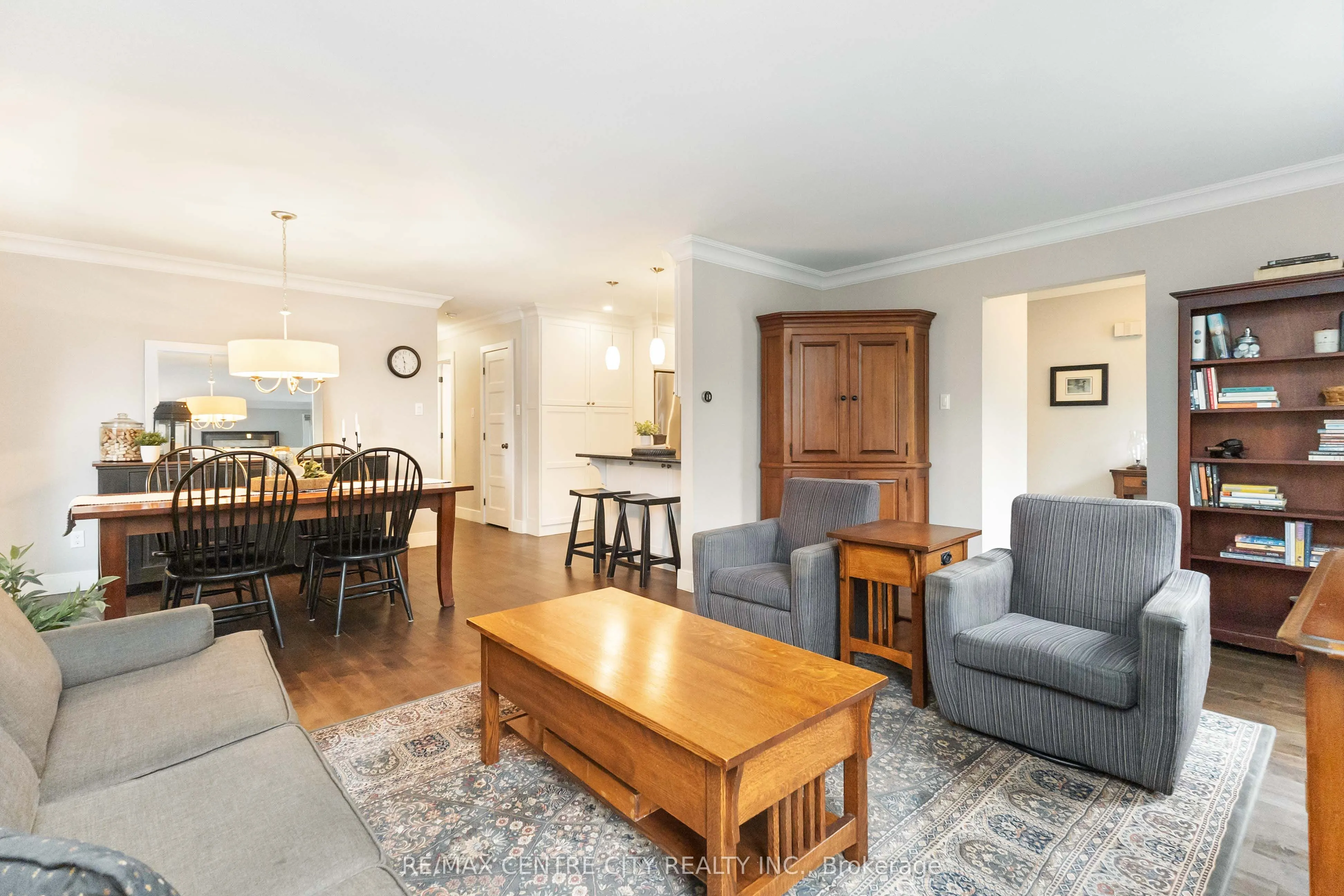 1450 Stoneybrook Crescent
