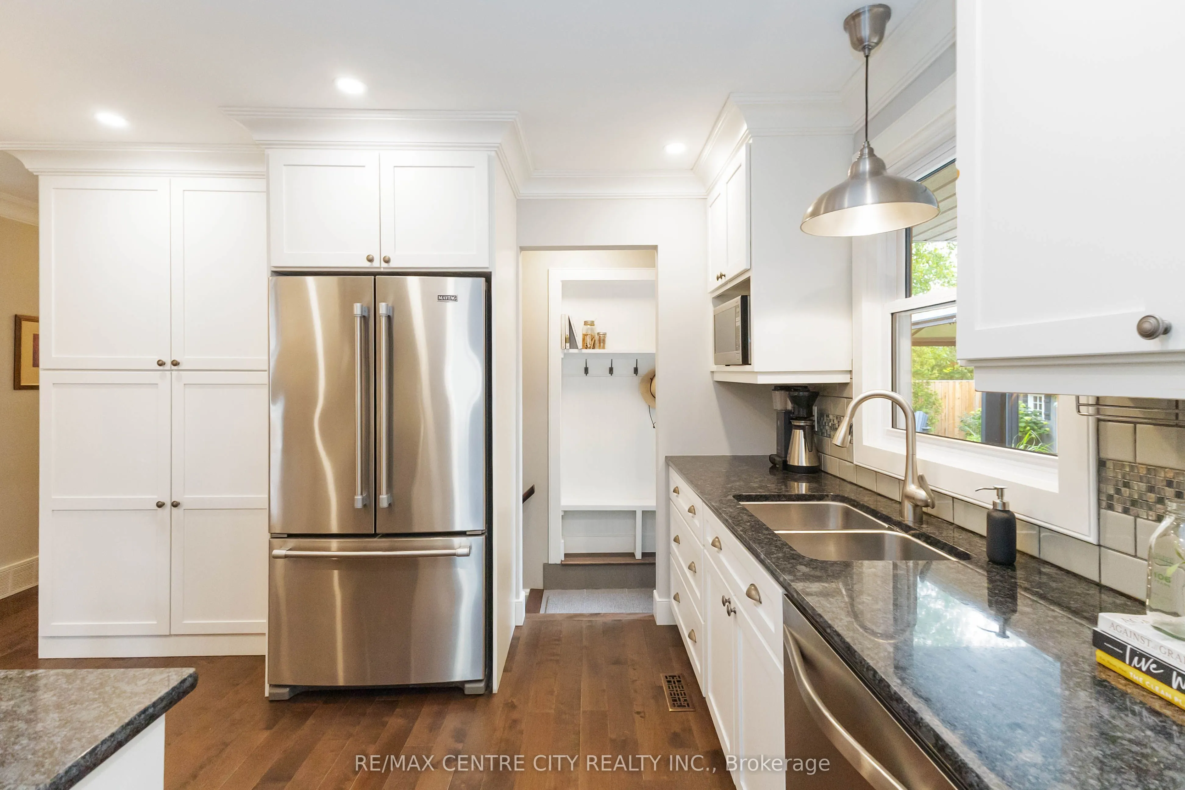 1450 Stoneybrook Crescent