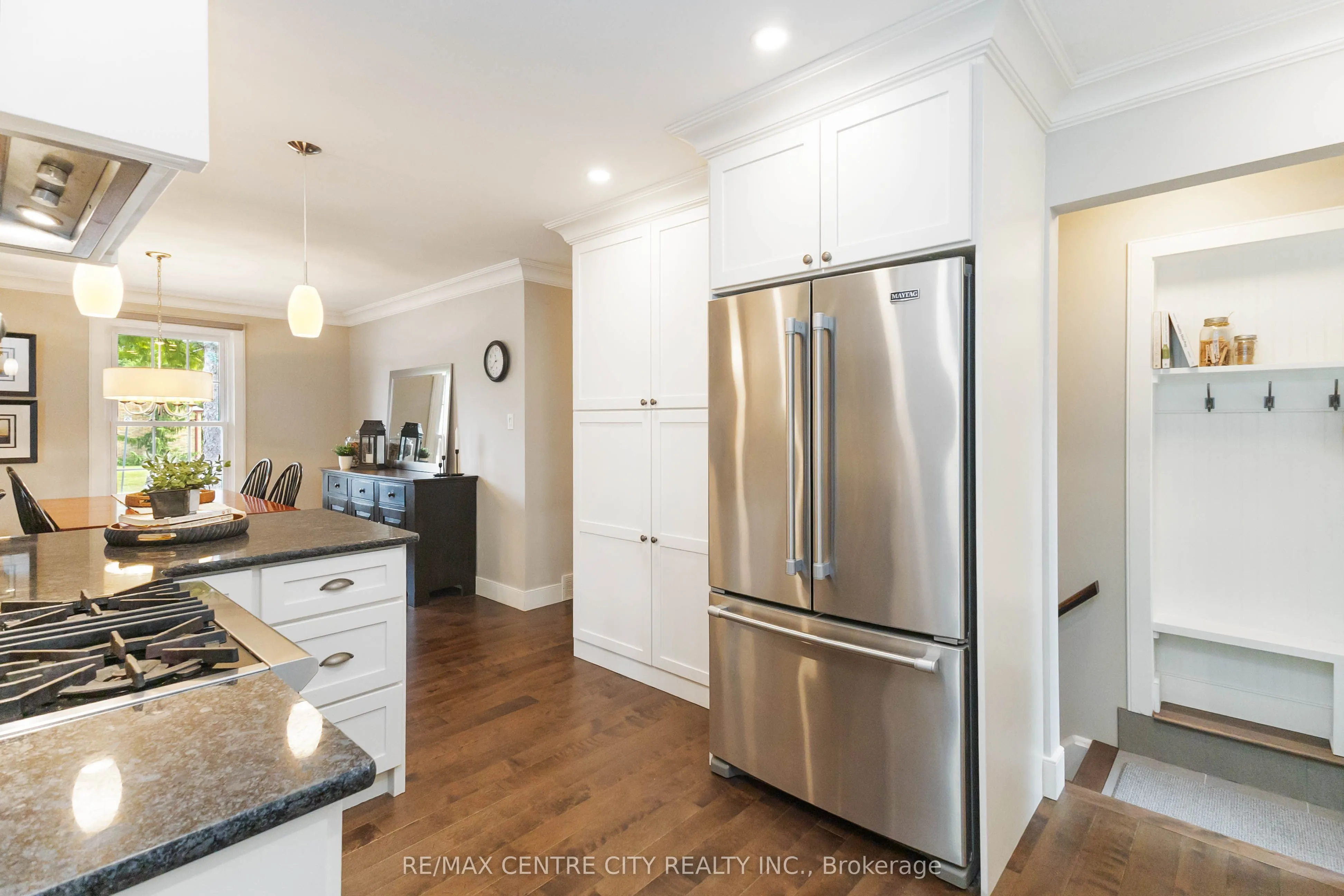 1450 Stoneybrook Crescent