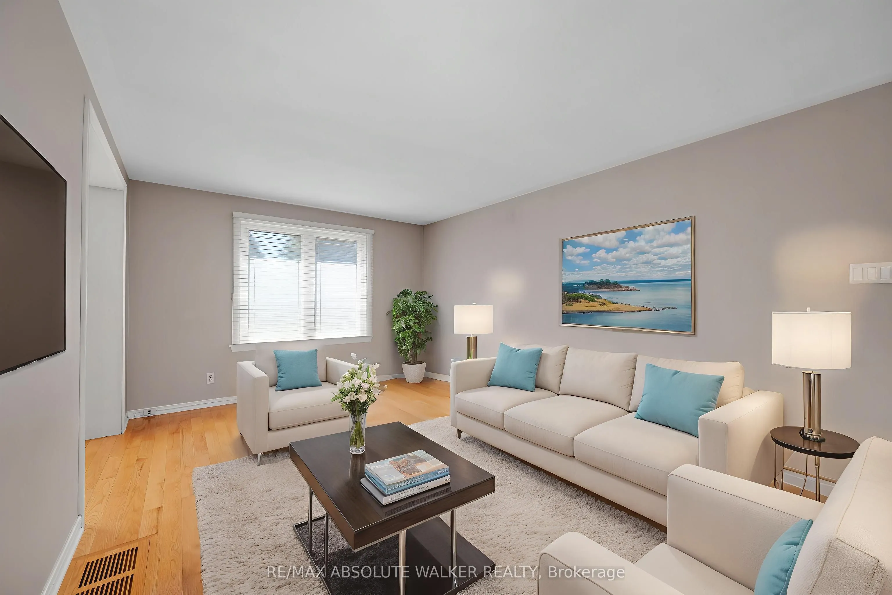 365 Amiens Street