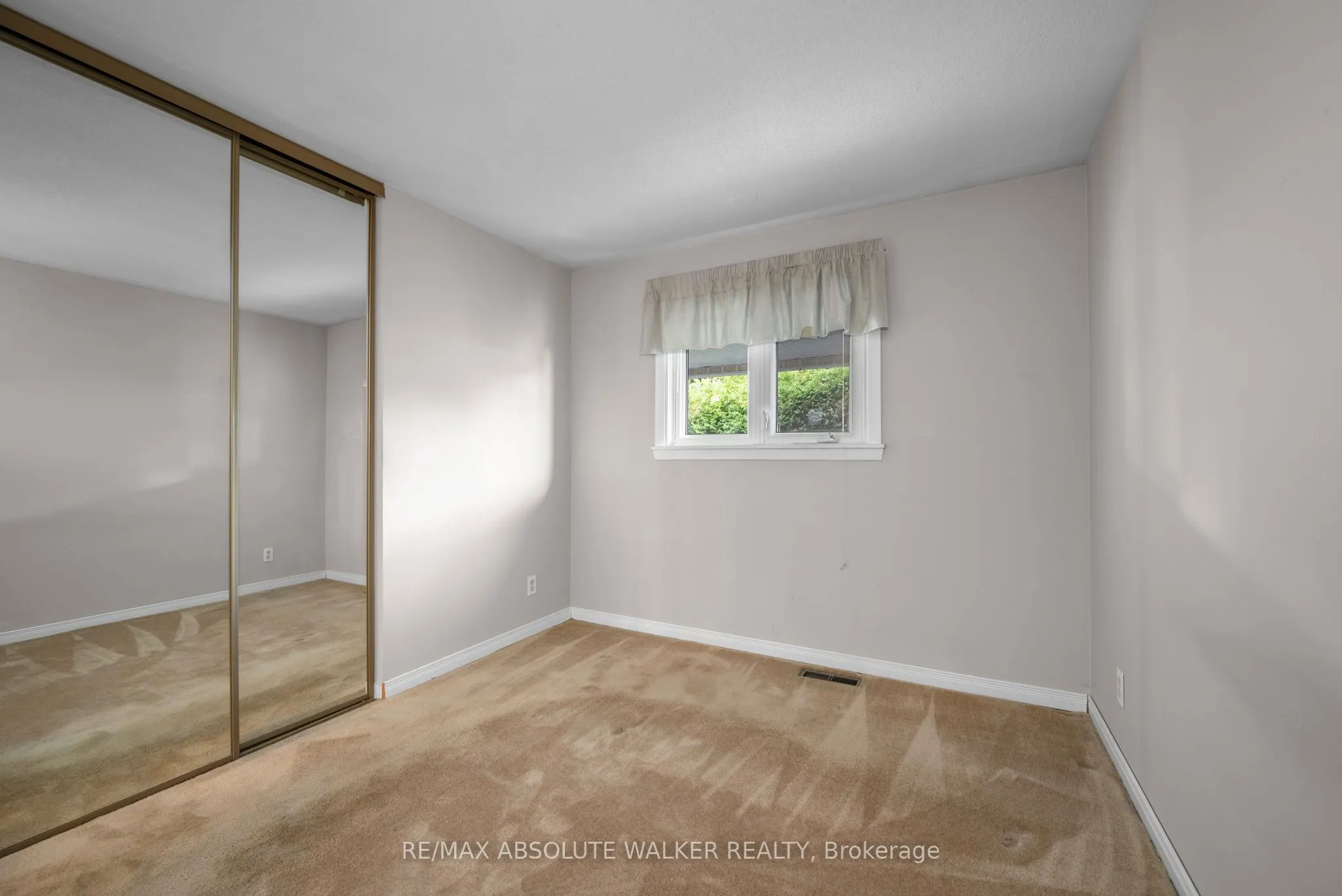 365 Amiens Street