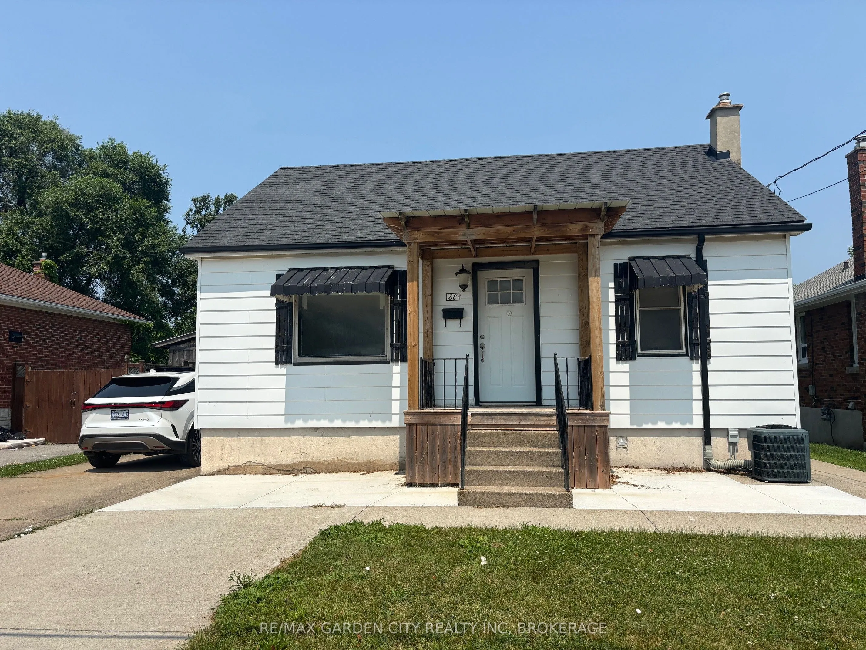 88 ST. DAVIDS Road