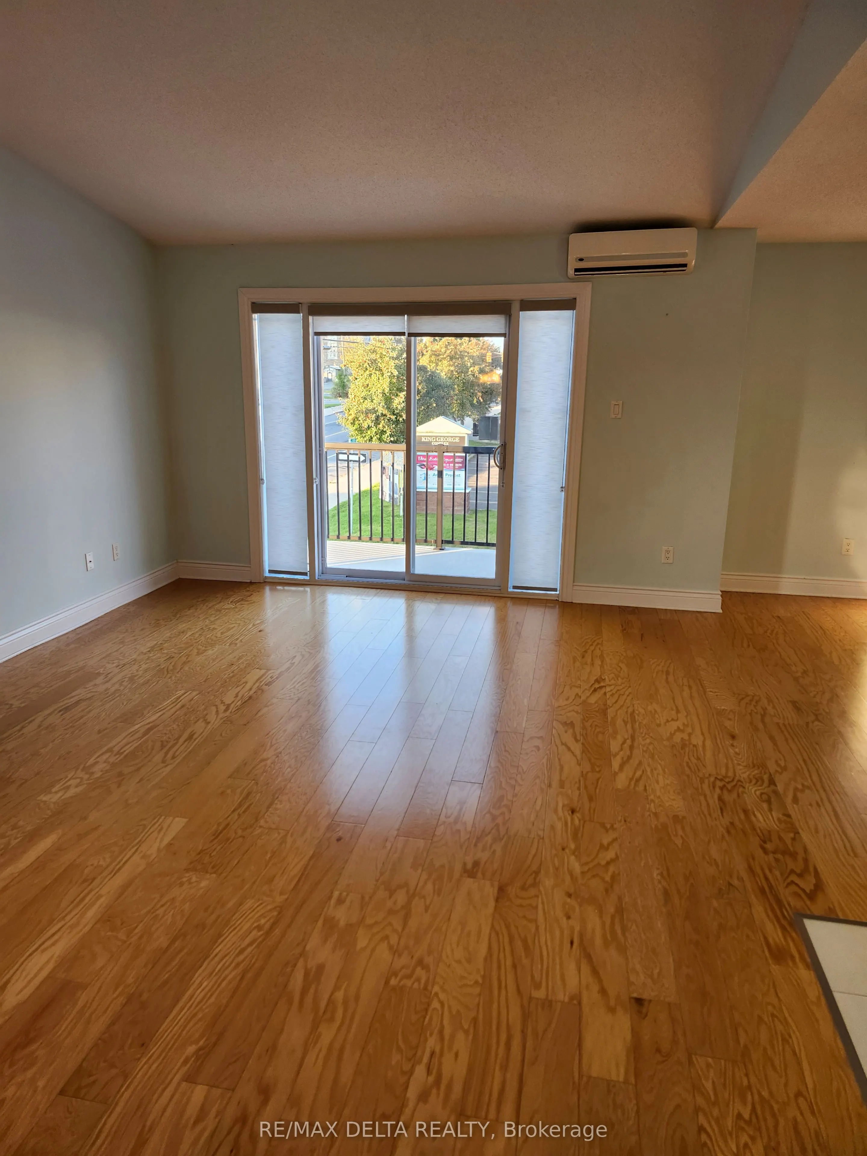 750 St. Jacques Street, #201