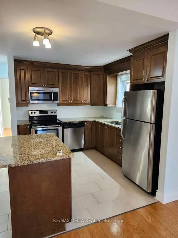 750 St. Jacques Street, #201