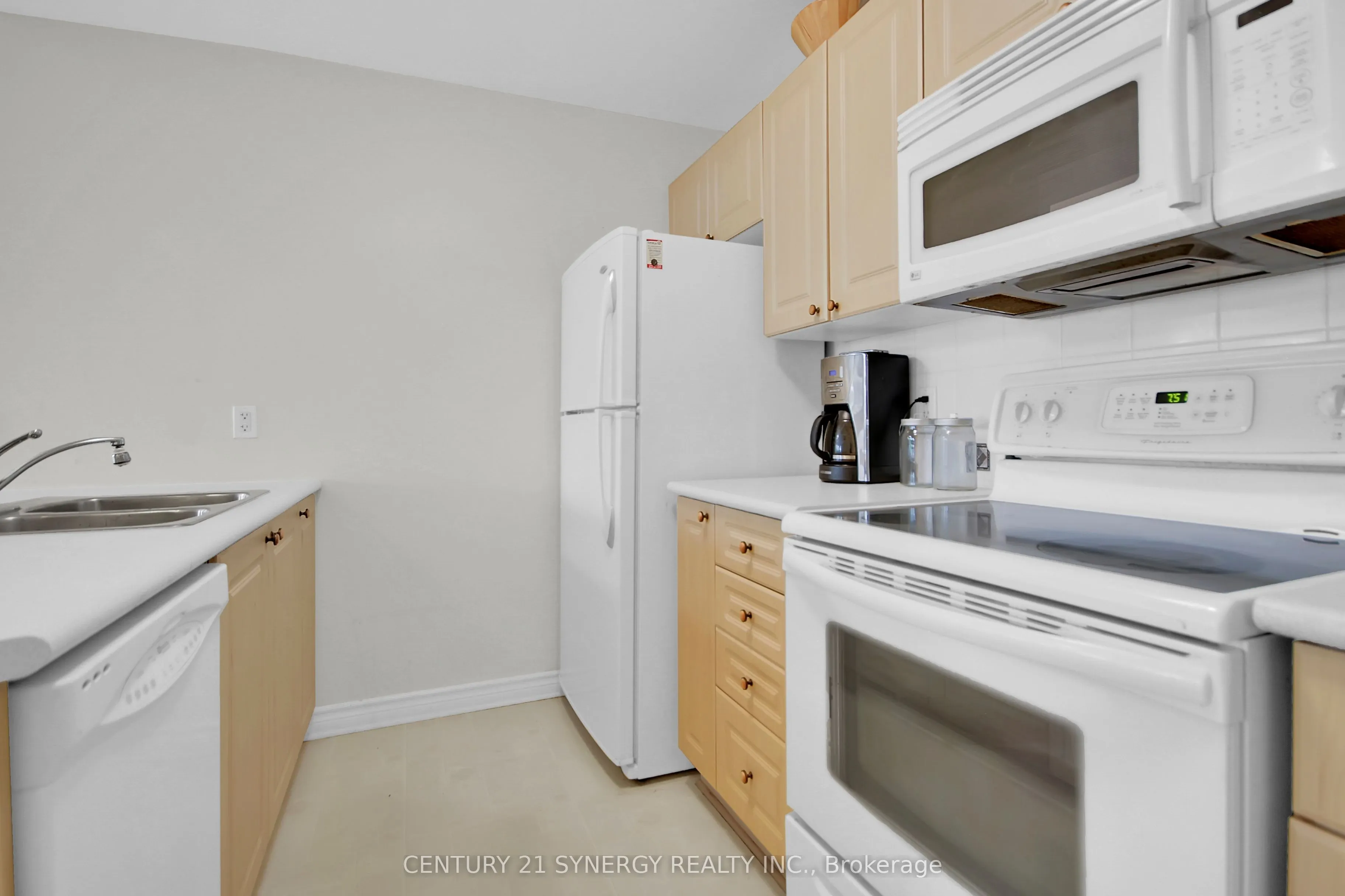 145 Oldfield Street, #C