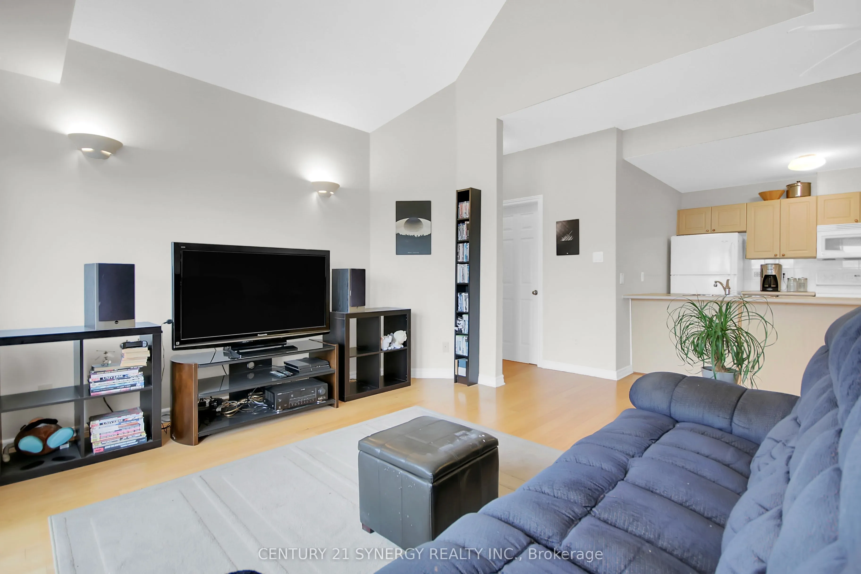 145 Oldfield Street, #C